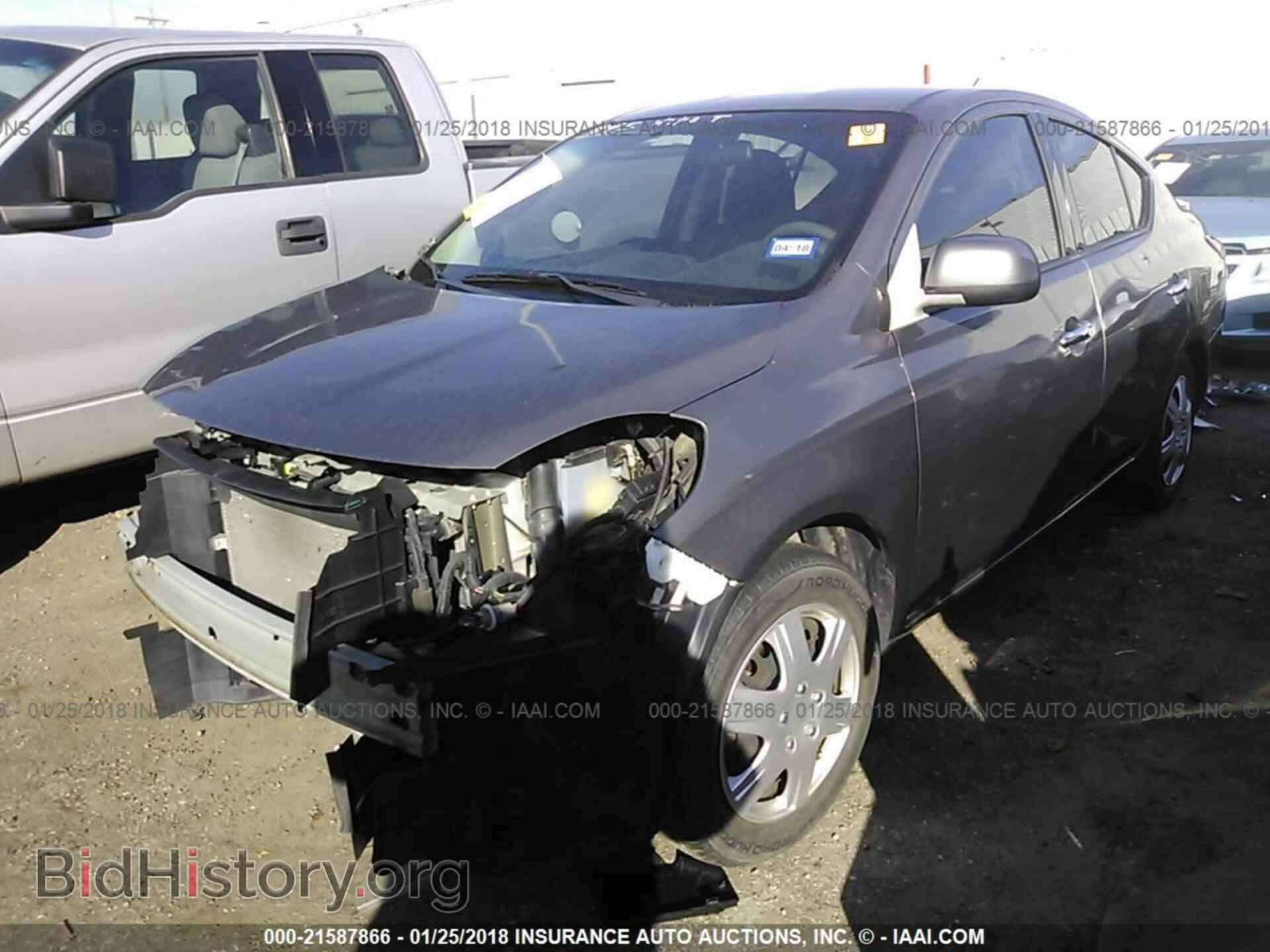 2014 Nissan Versa - VIN: 3N1CN7AP5EL866731 - Фото 2