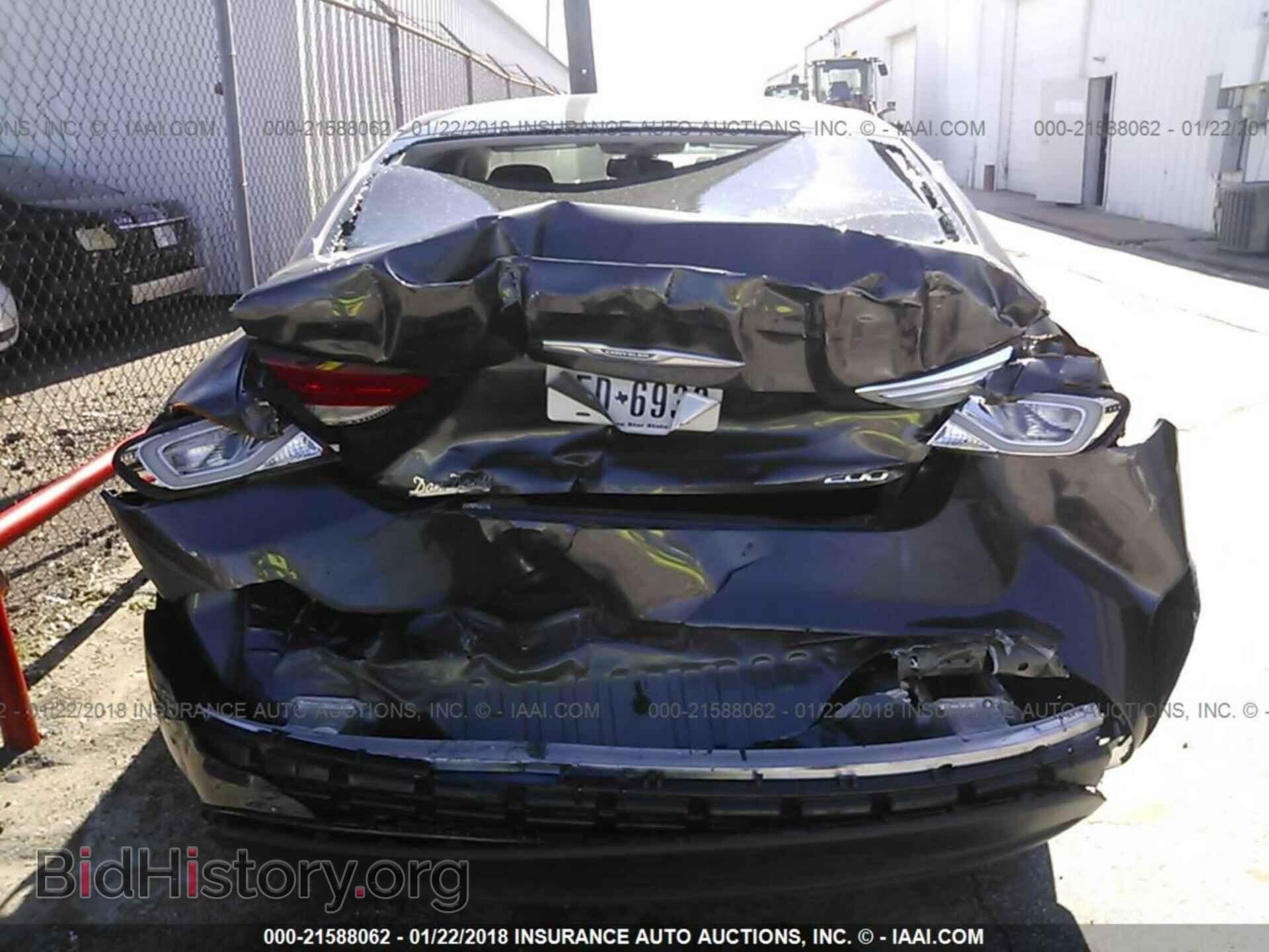 2016 Chrysler 200 - VIN: 1C3CCCFB6GN134110 - Photo 6