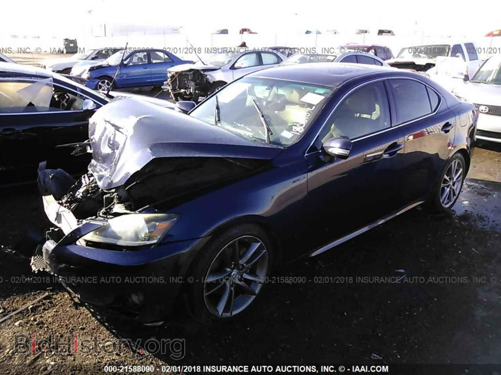 2011 Lexus Is - VIN: JTHBF5C28B5134390 - Фото 2