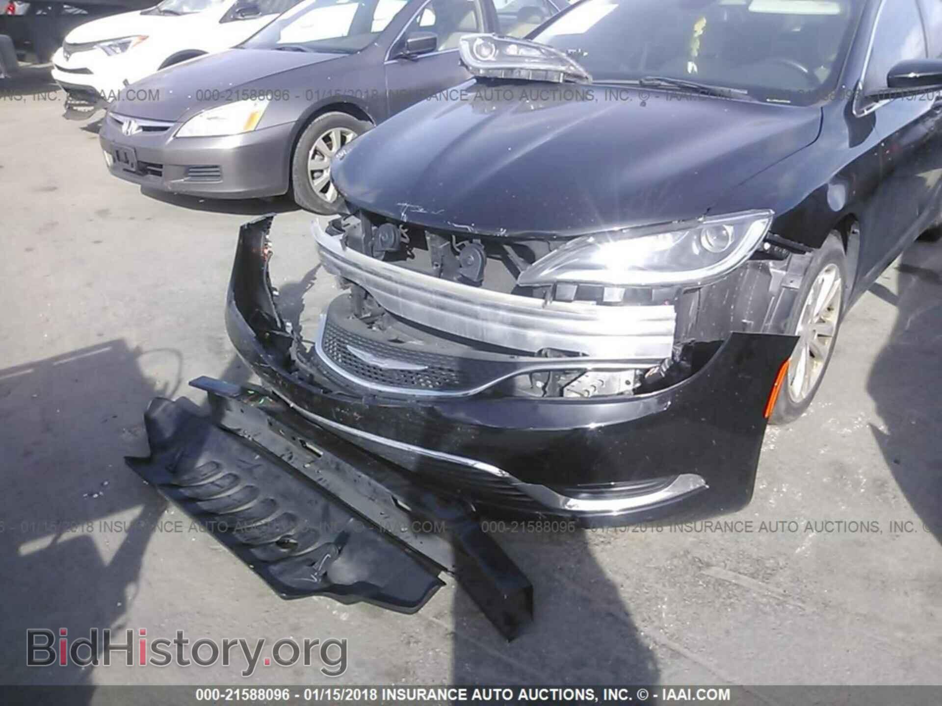 2015 Chrysler 200 - VIN: 1C3CCCAB1FN743224 - Photo 6