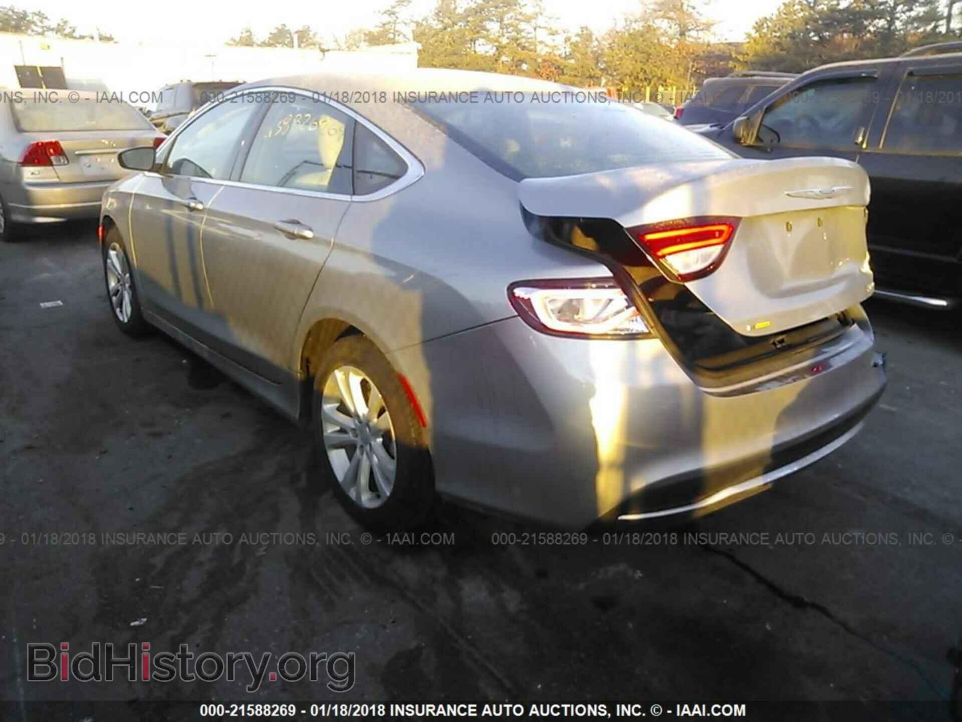 2015 Chrysler 200 - VIN: 1C3CCCAB7FN679576 - Фото 3
