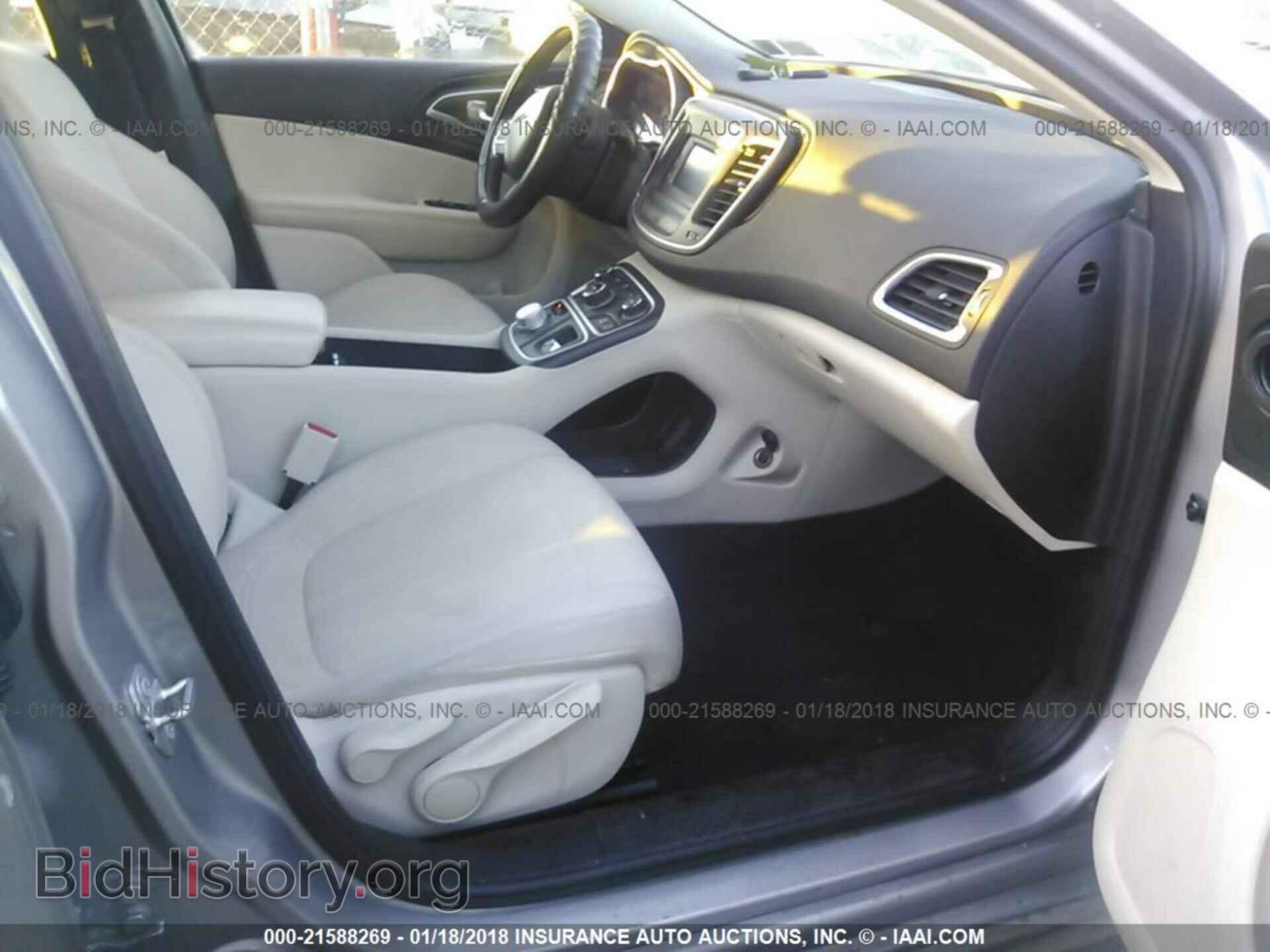 2015 Chrysler 200 - VIN: 1C3CCCAB7FN679576 - Фото 5