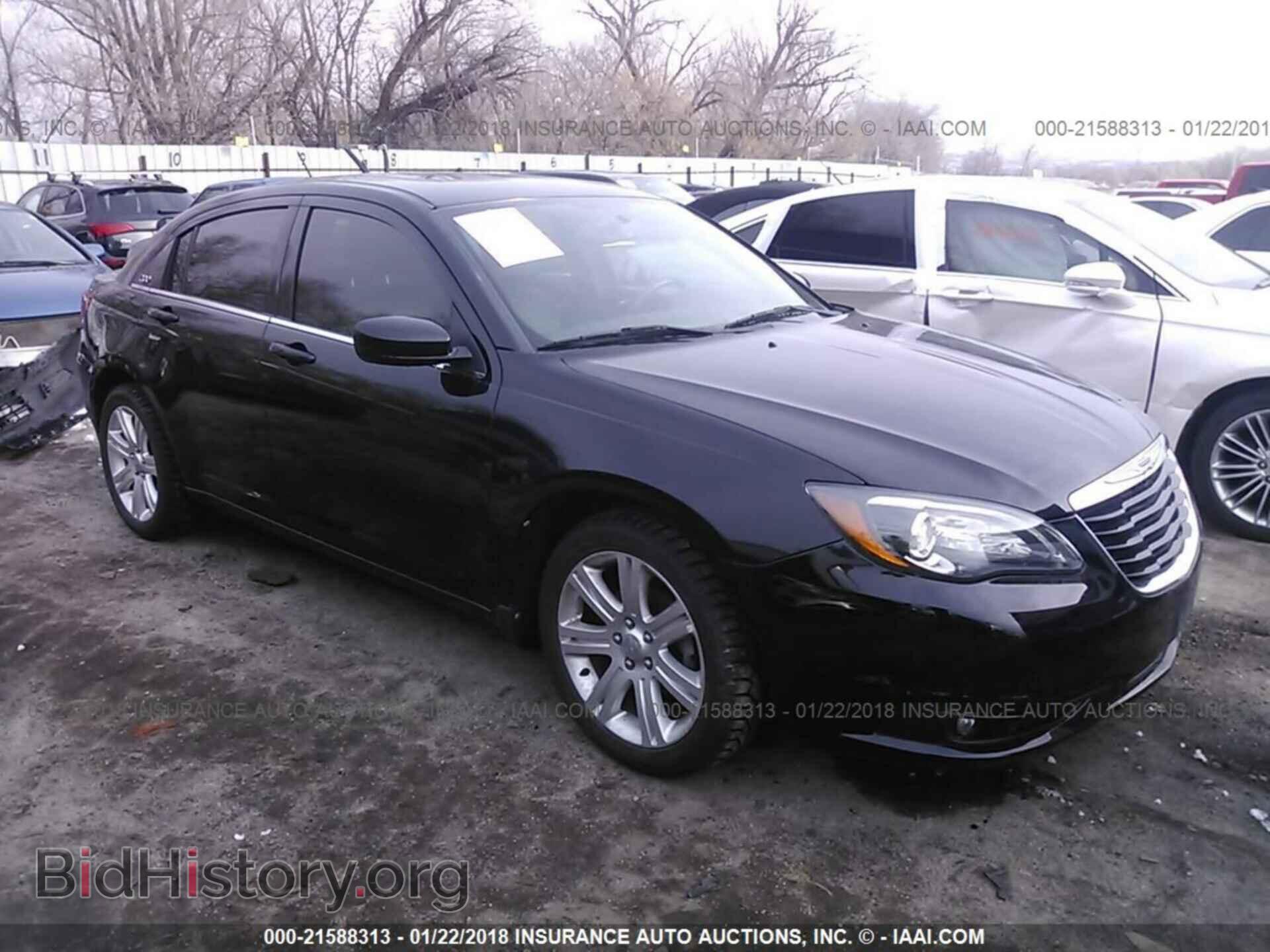 Фотография 1C3CCBHG2CN107273 - Chrysler 200 2012