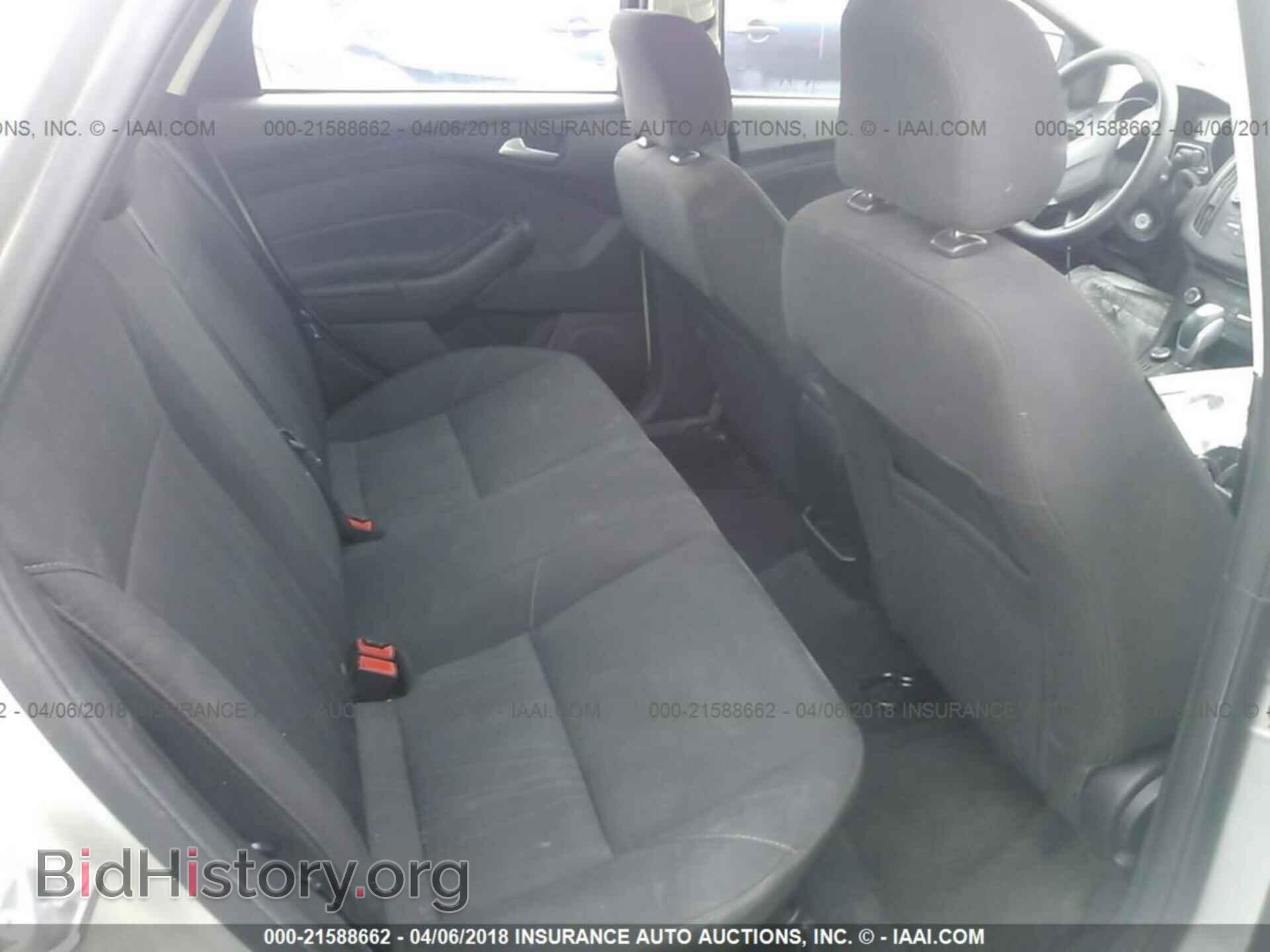 2016 Ford Focus - VIN: 1FADP3F2XGL215519 - Фото 8