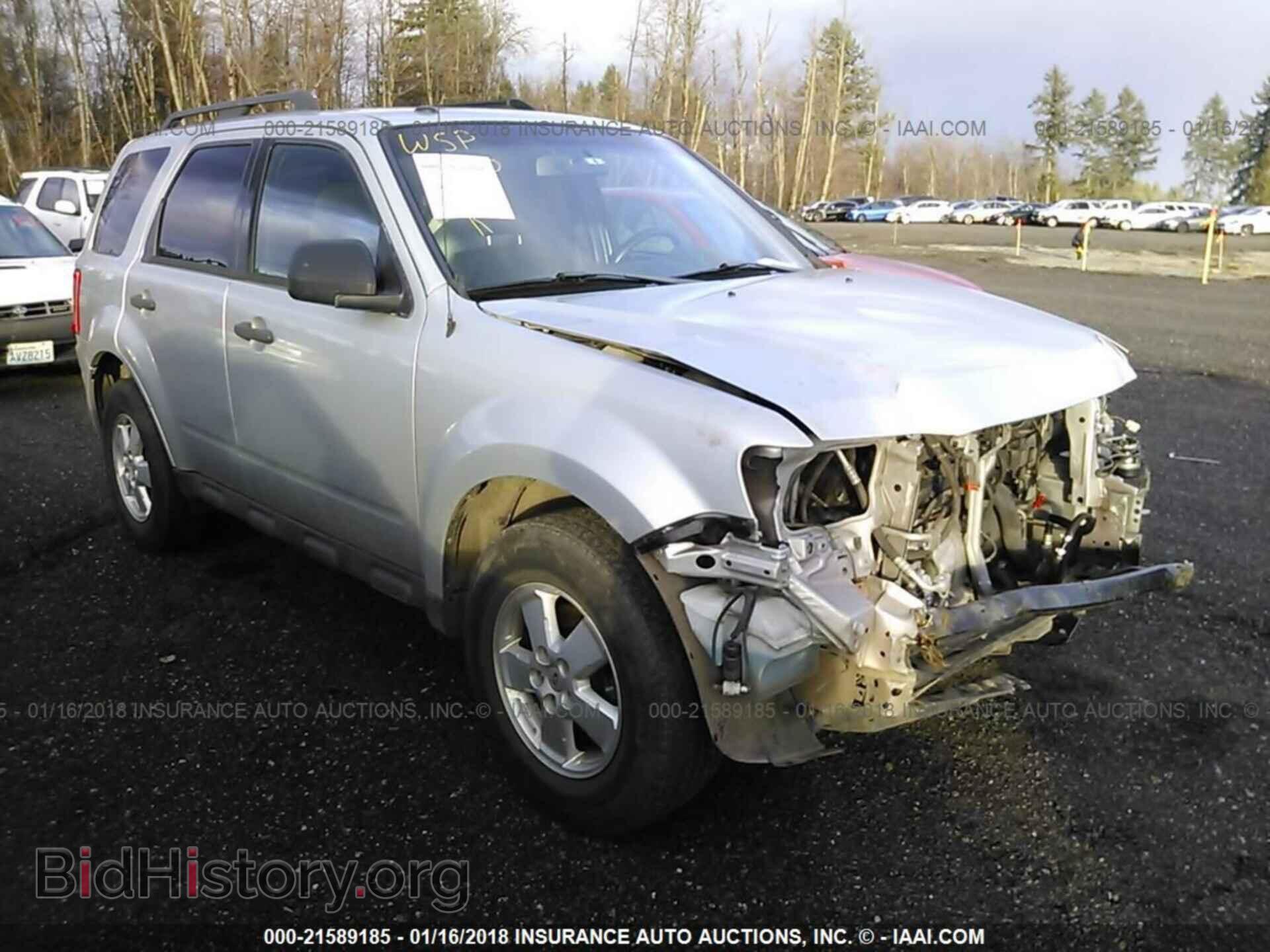 Photo 1FMCU9DG2BKA82183 - Ford Escape 2011