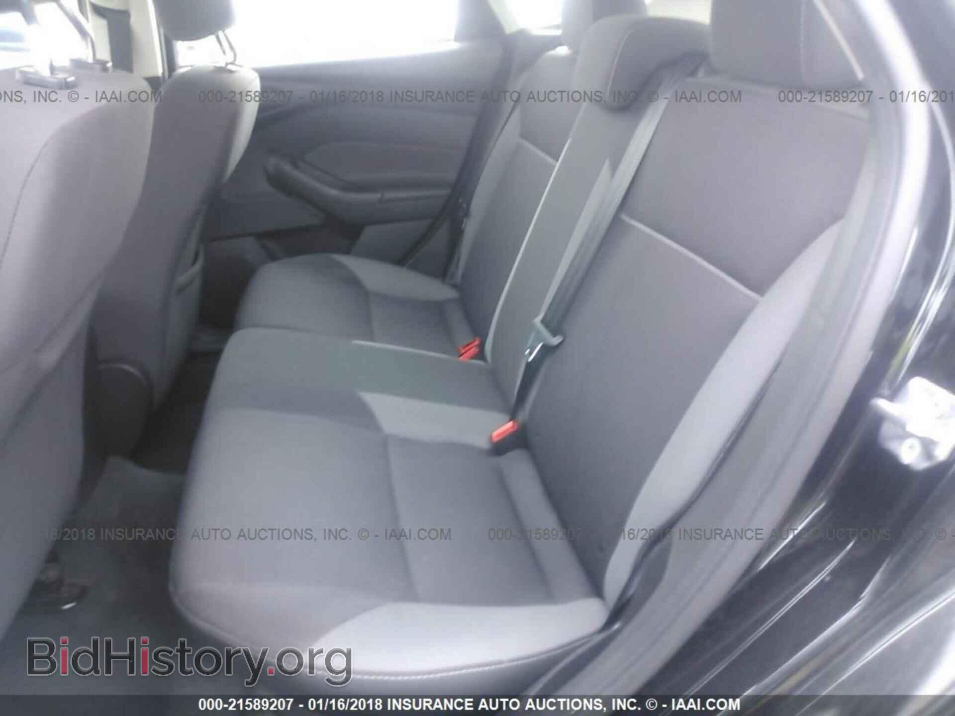 2012 Ford Focus - VIN: 1FAHP3K28CL368241 - Photo 8