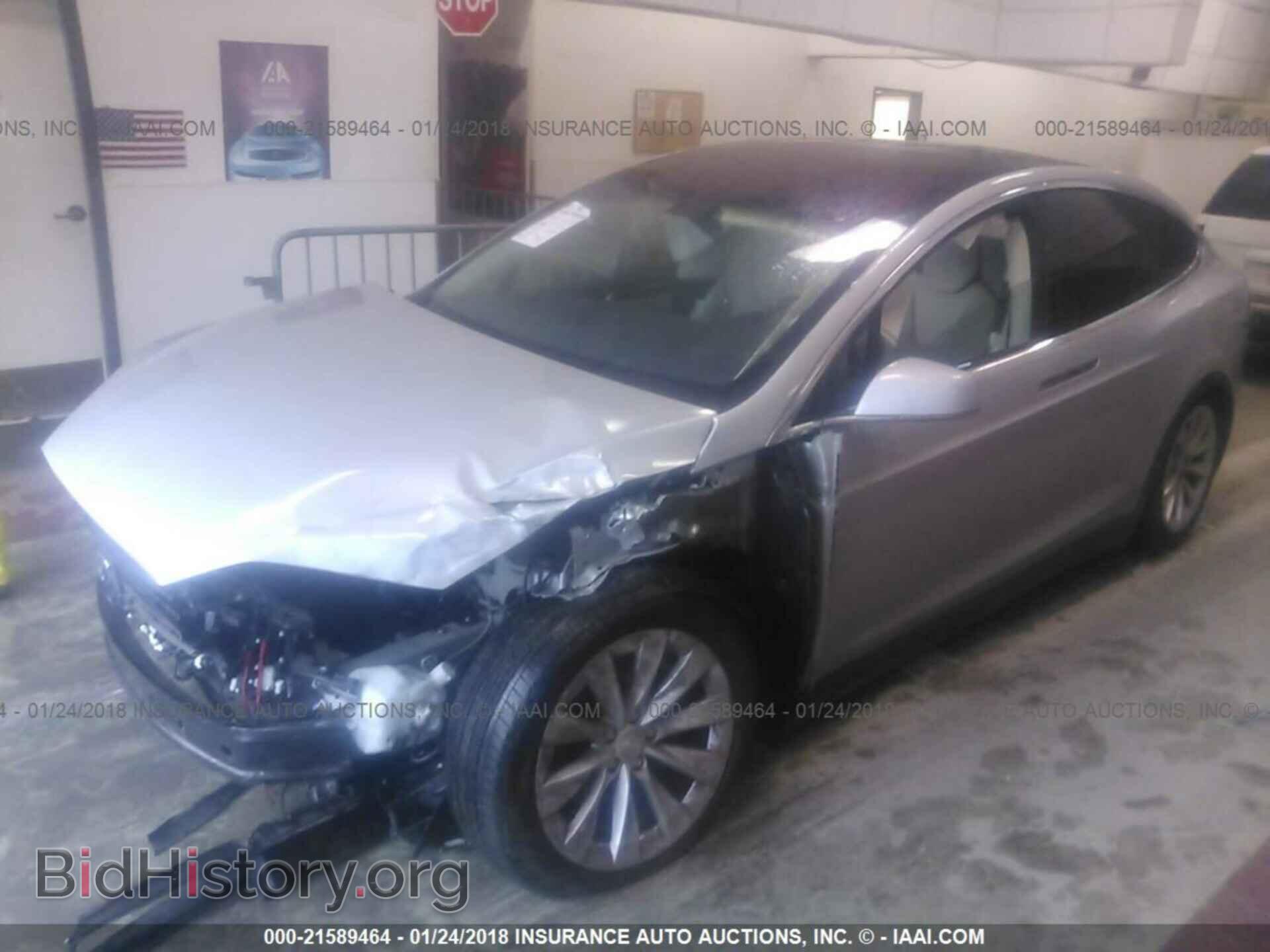 2016 Tesla Model x - VIN: 5YJXCAE29GF030065 - Photo 2