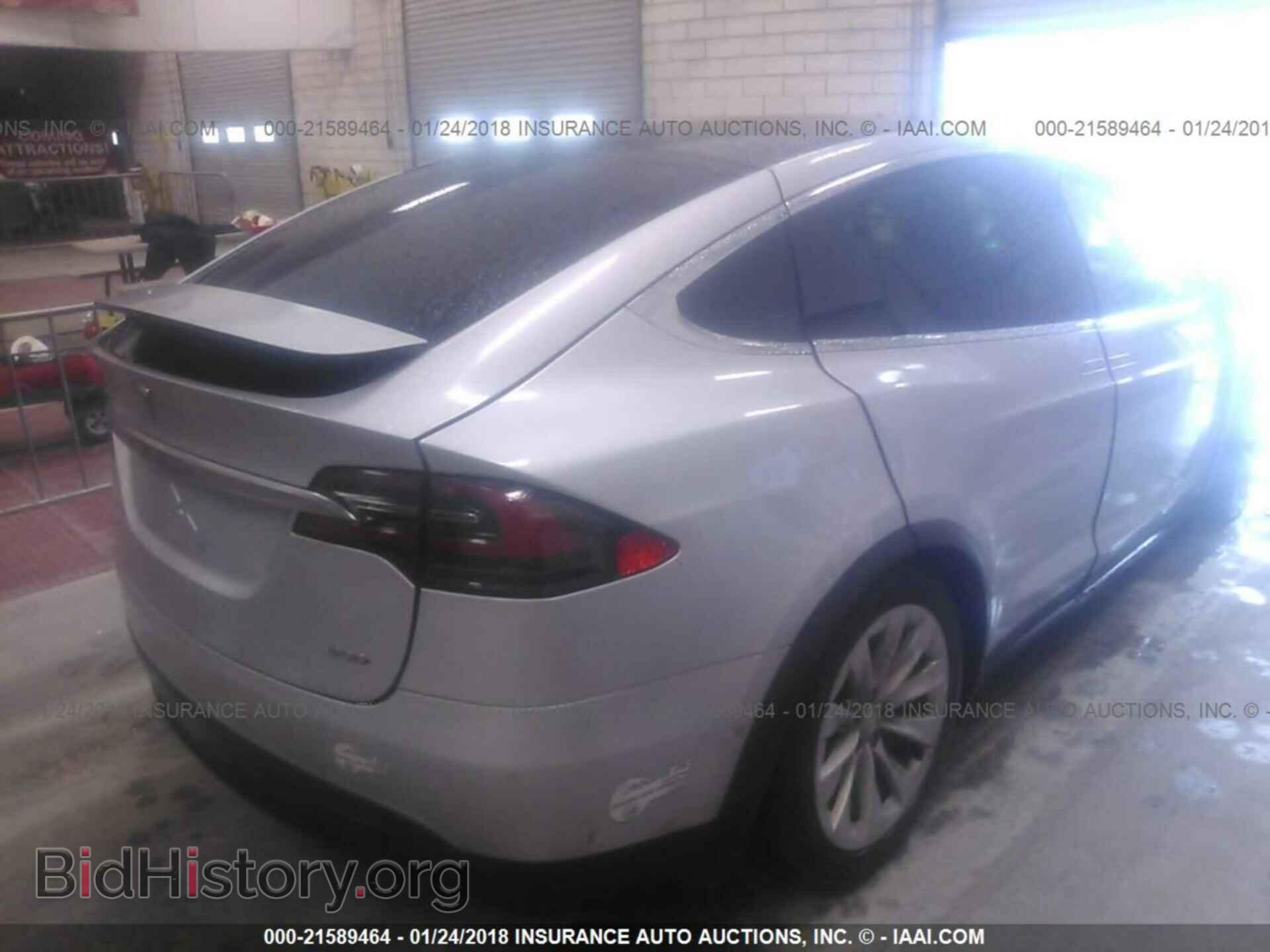2016 Tesla Model x - VIN: 5YJXCAE29GF030065 - Photo 4