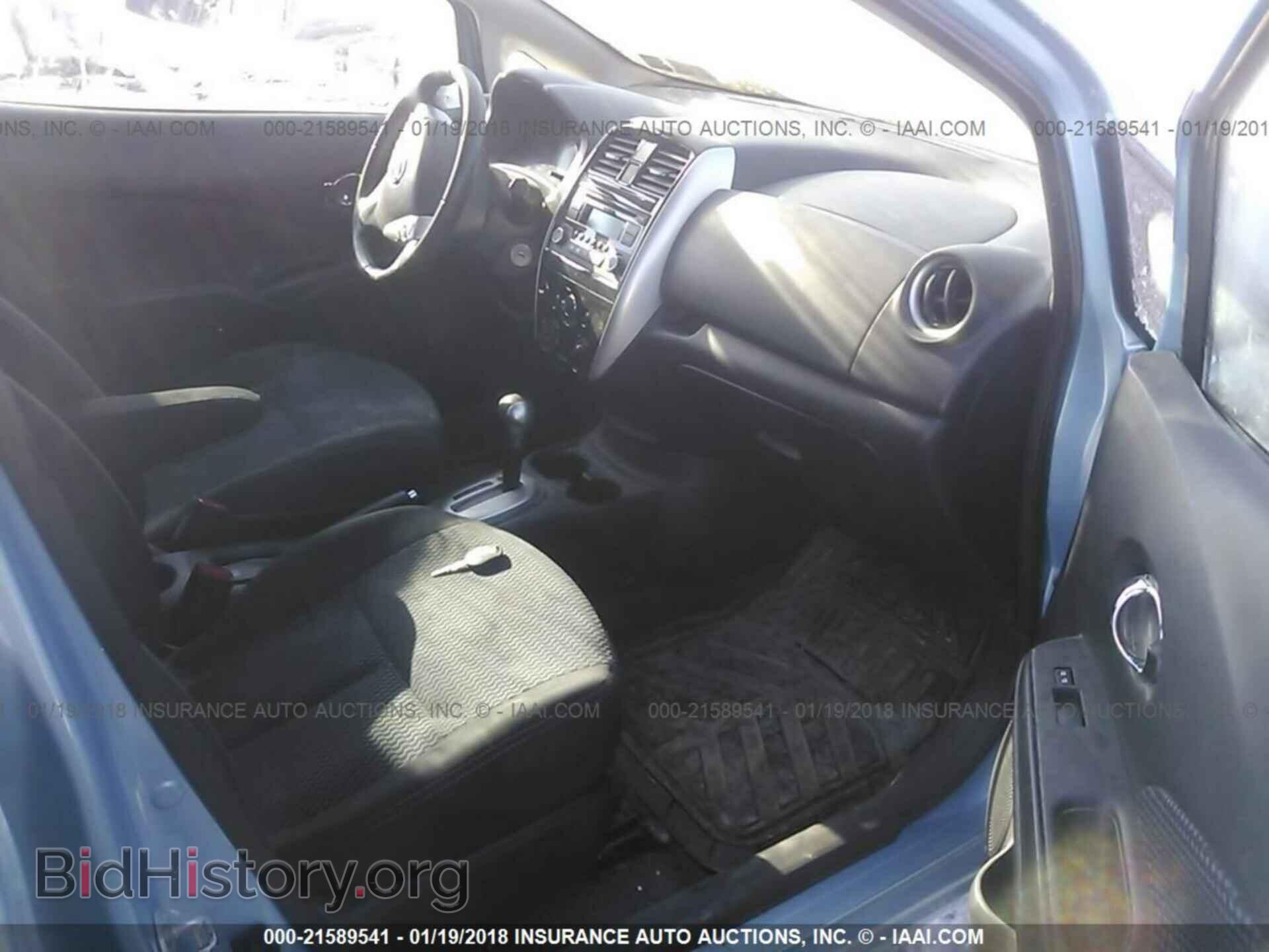 2015 Nissan Versa note - VIN: 3N1CE2CP8FL413382 - Фото 5
