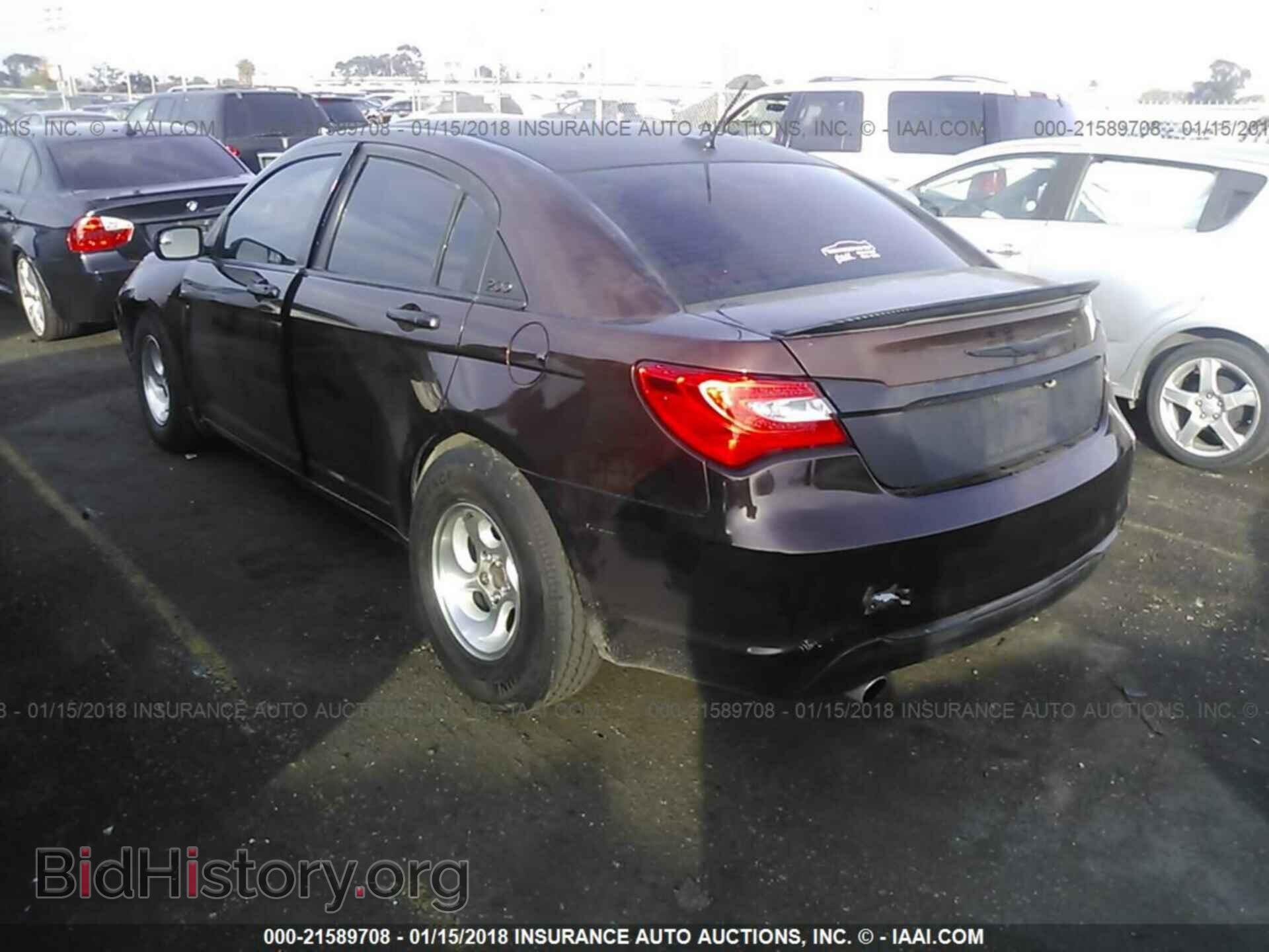 2012 CHRYSLER 200 - VIN: 1C3CCBBG1CN307747 - Фото 3