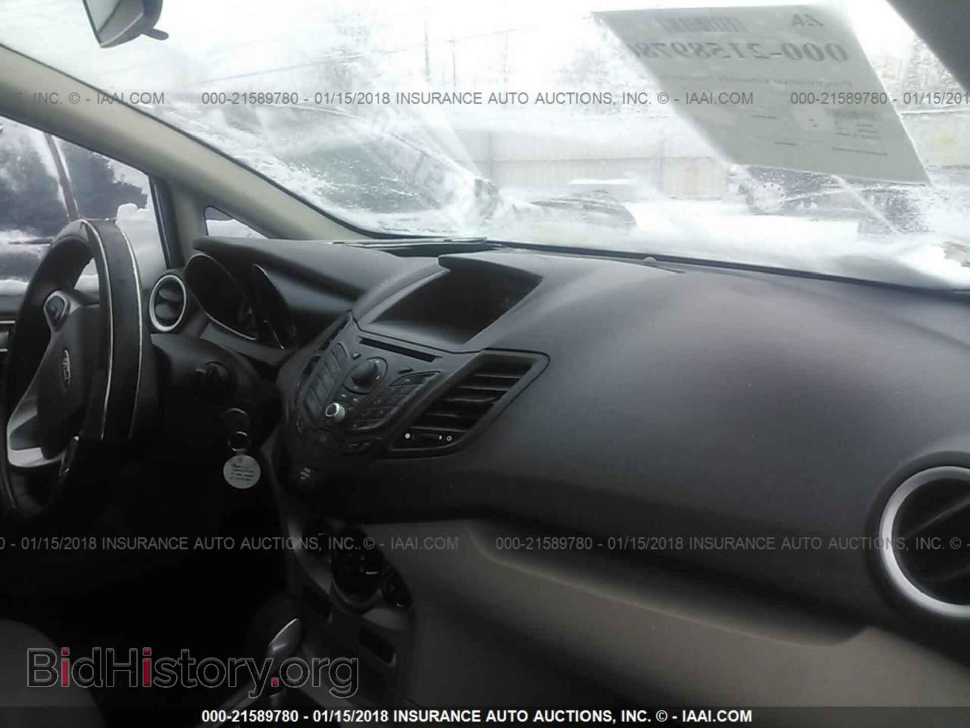 2014 Ford Fiesta - VIN: 3FADP4BJ0EM128498 - Фото 5