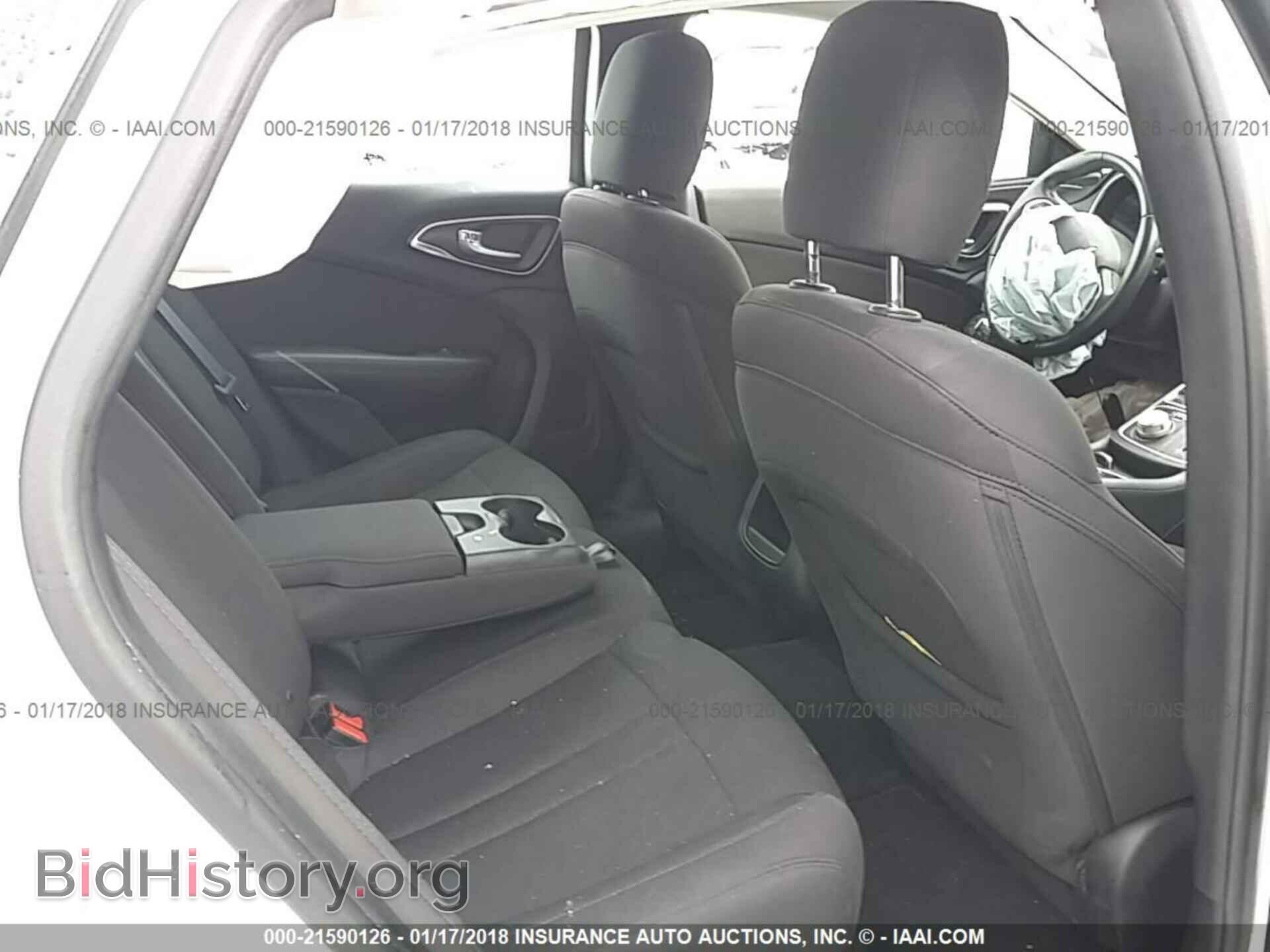 2016 Chrysler 200 - VIN: 1C3CCCAB4GN155934 - Photo 8
