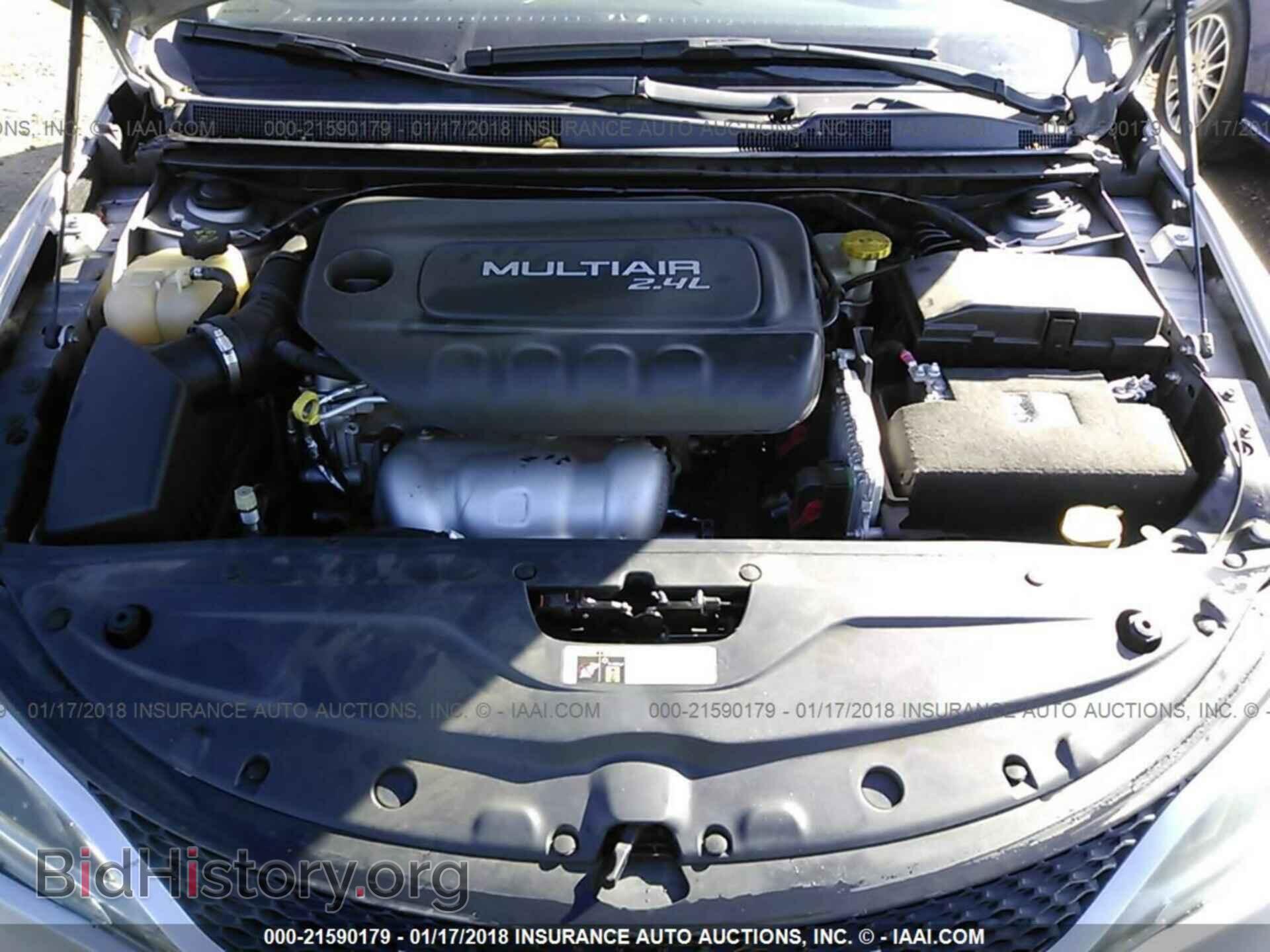 2015 Chrysler 200 - VIN: 1C3CCCCB2FN590060 - Photo 10