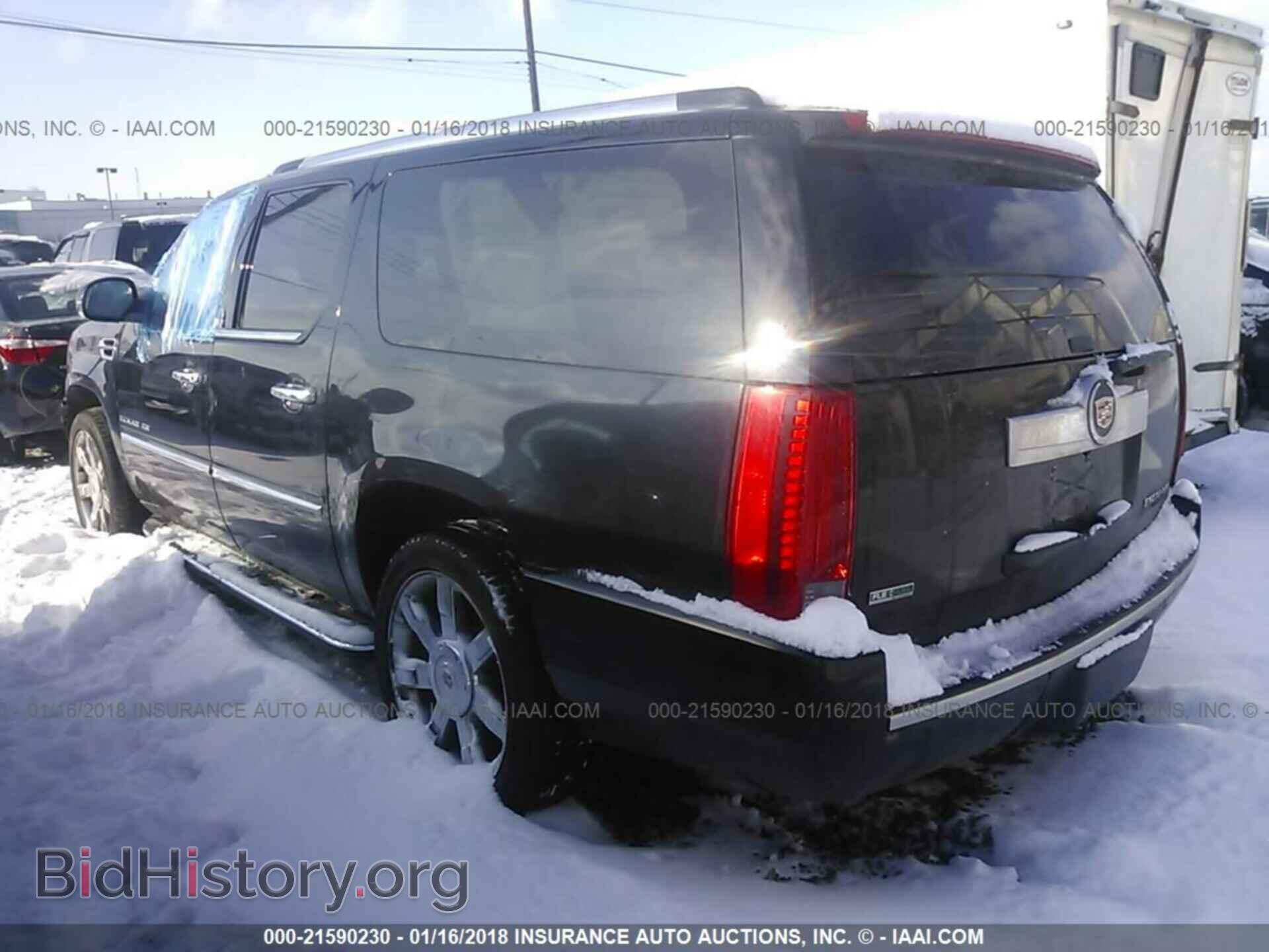 2011 Cadillac Escalade - VIN: 1GYS4HEF7BR393531 - Фото 3