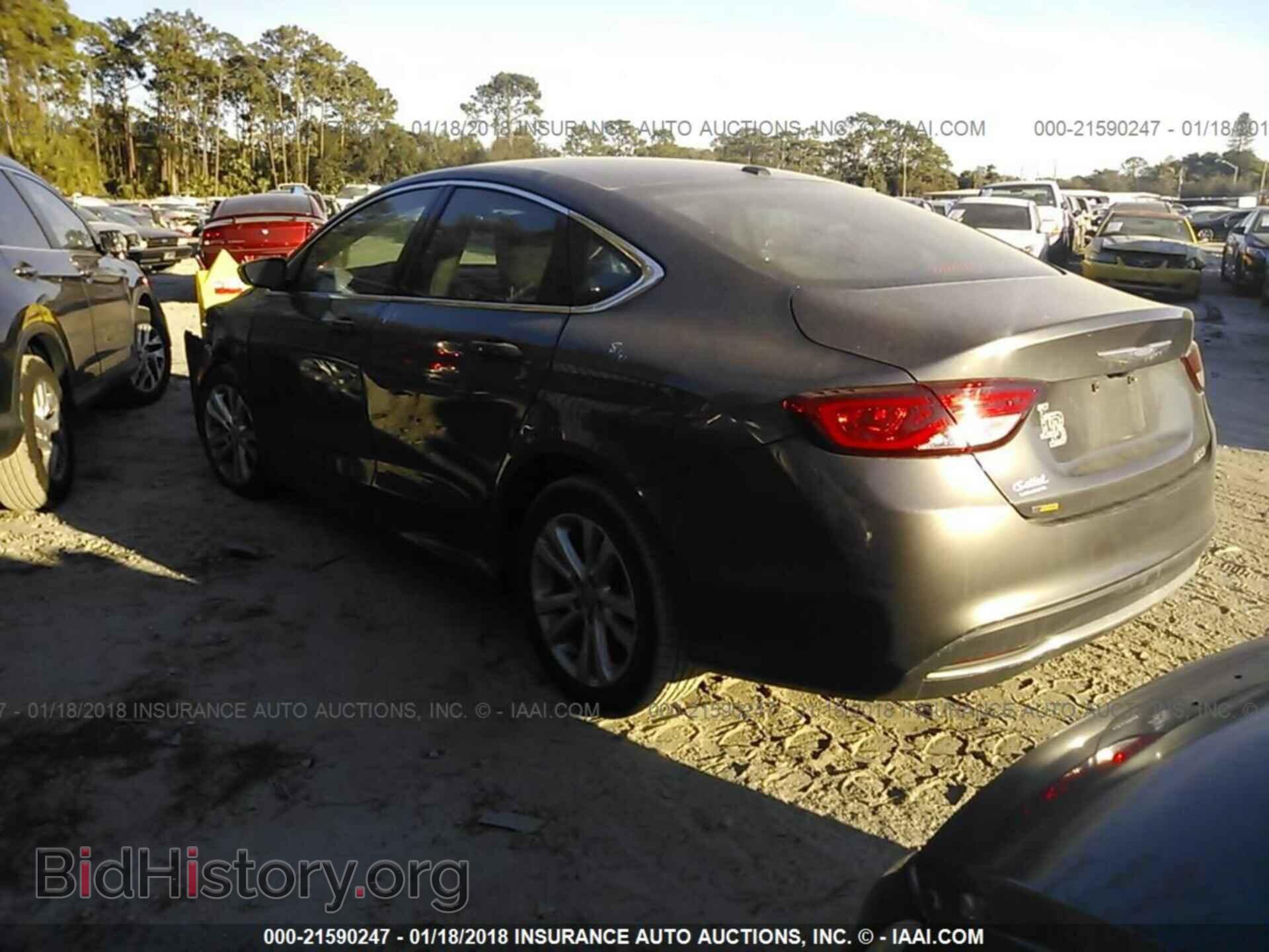 2015 Chrysler 200 - VIN: 1C3CCCAB0FN633507 - Photo 3