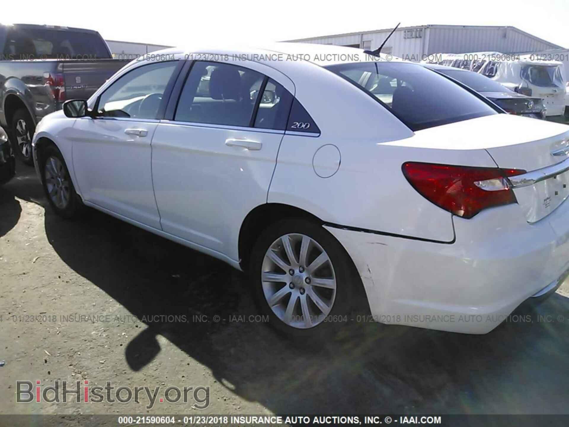 2012 Chrysler 200 - VIN: 1C3CCBBB2CN125298 - Фото 3