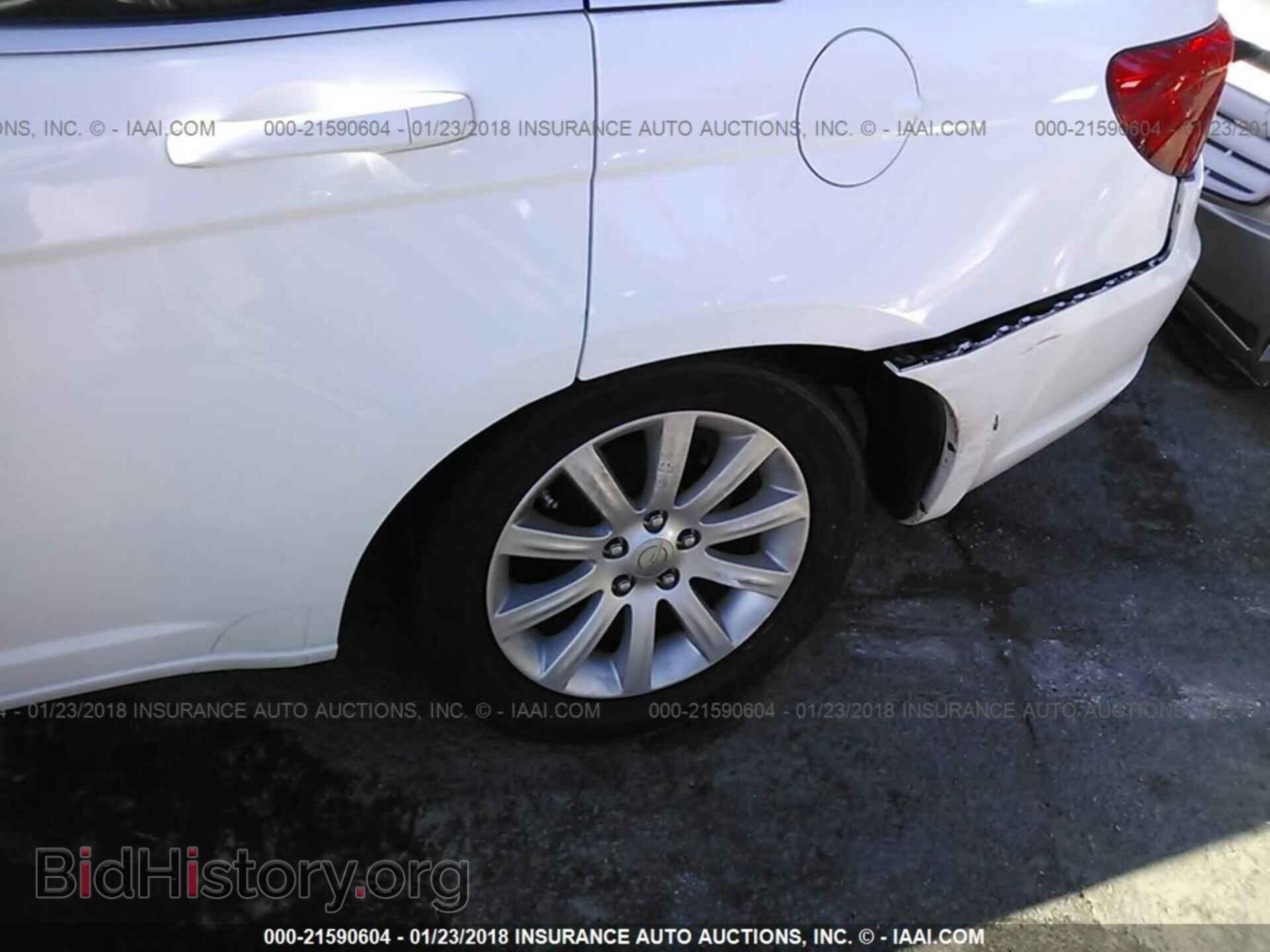 2012 Chrysler 200 - VIN: 1C3CCBBB2CN125298 - Фото 6