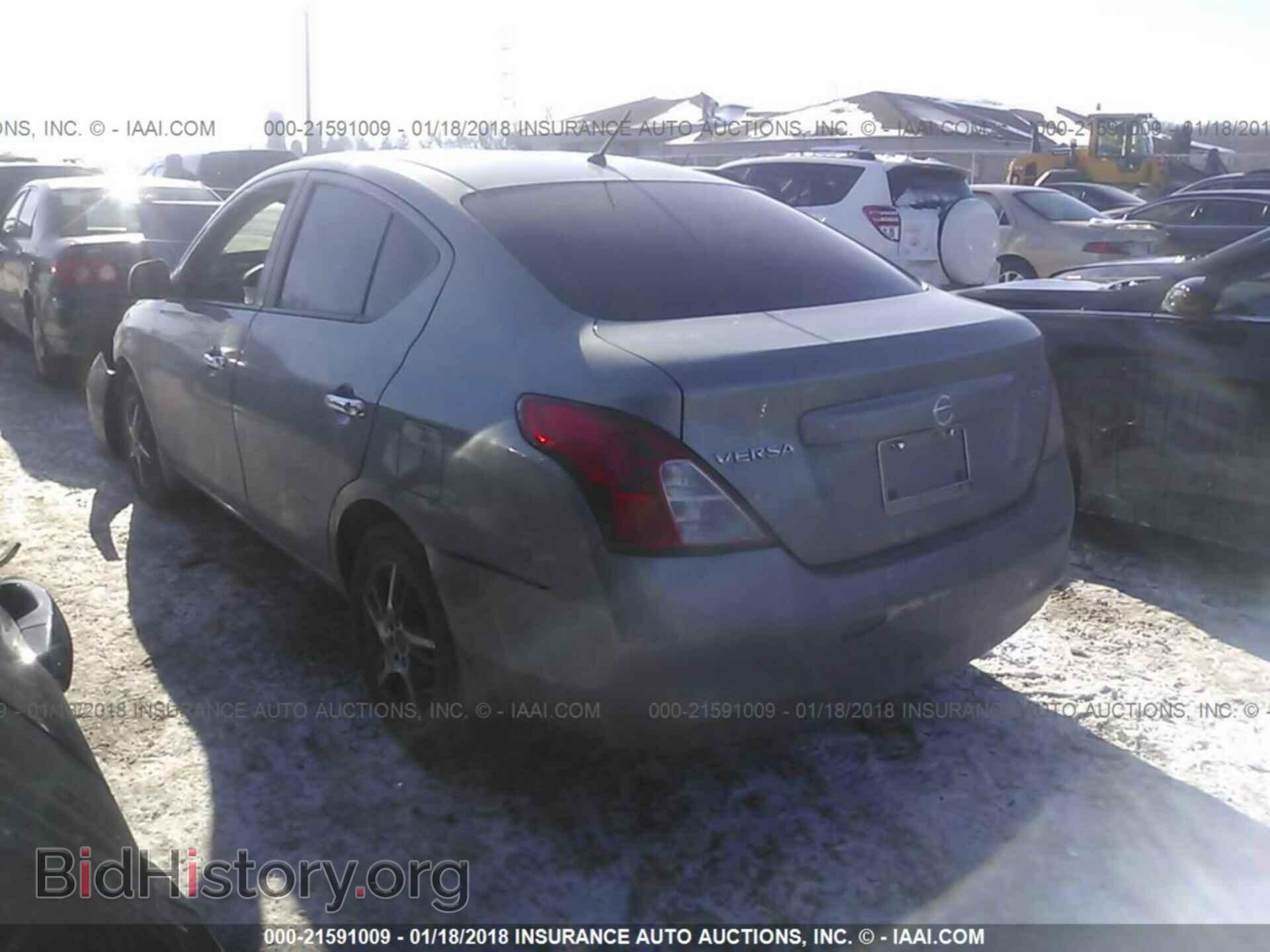 2012 Nissan Versa - VIN: 3N1CN7APXCL864602 - Фото 3