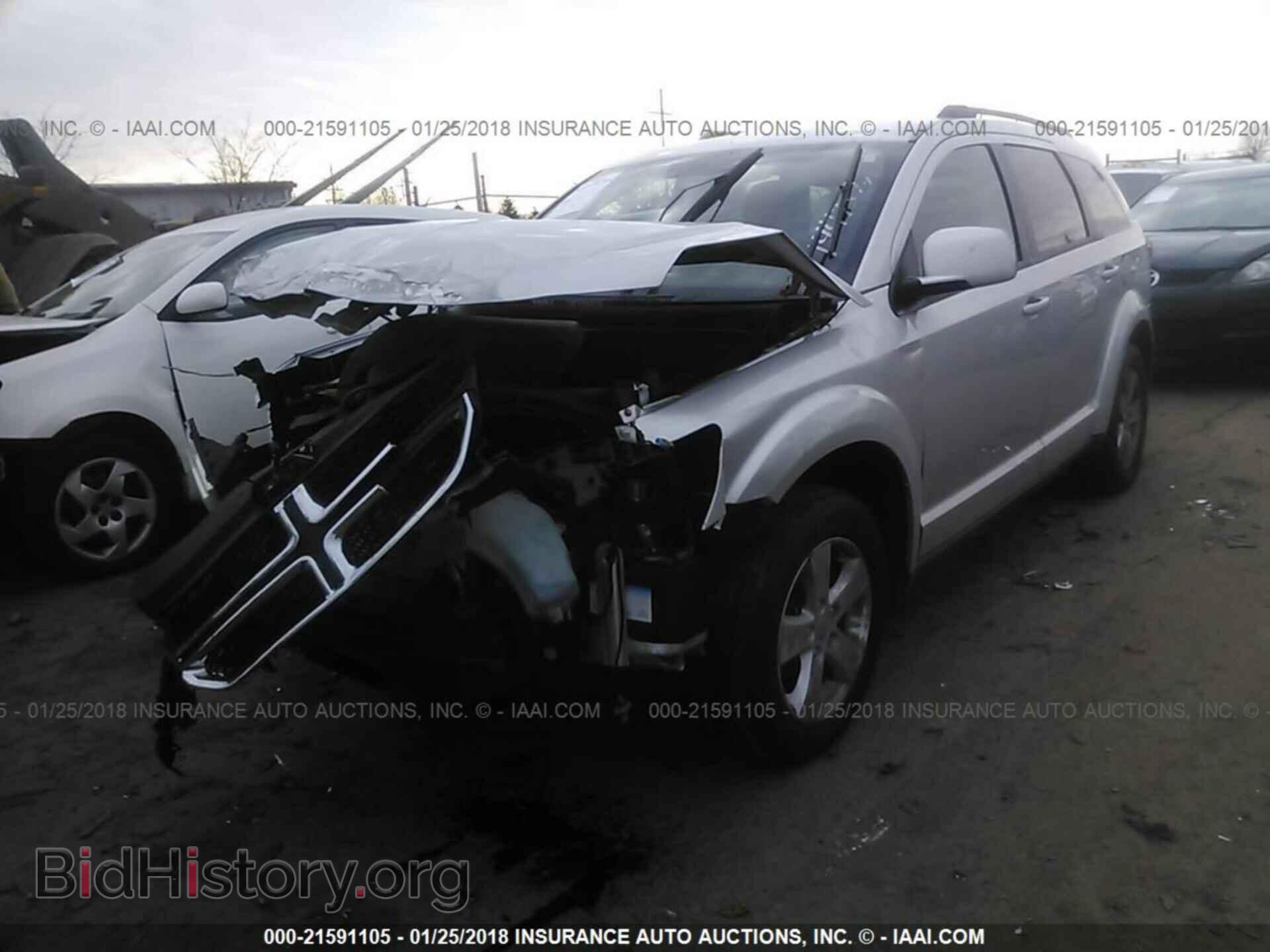 2012 Dodge Journey - VIN: 3C4PDCCG6CT144737 - Photo 2