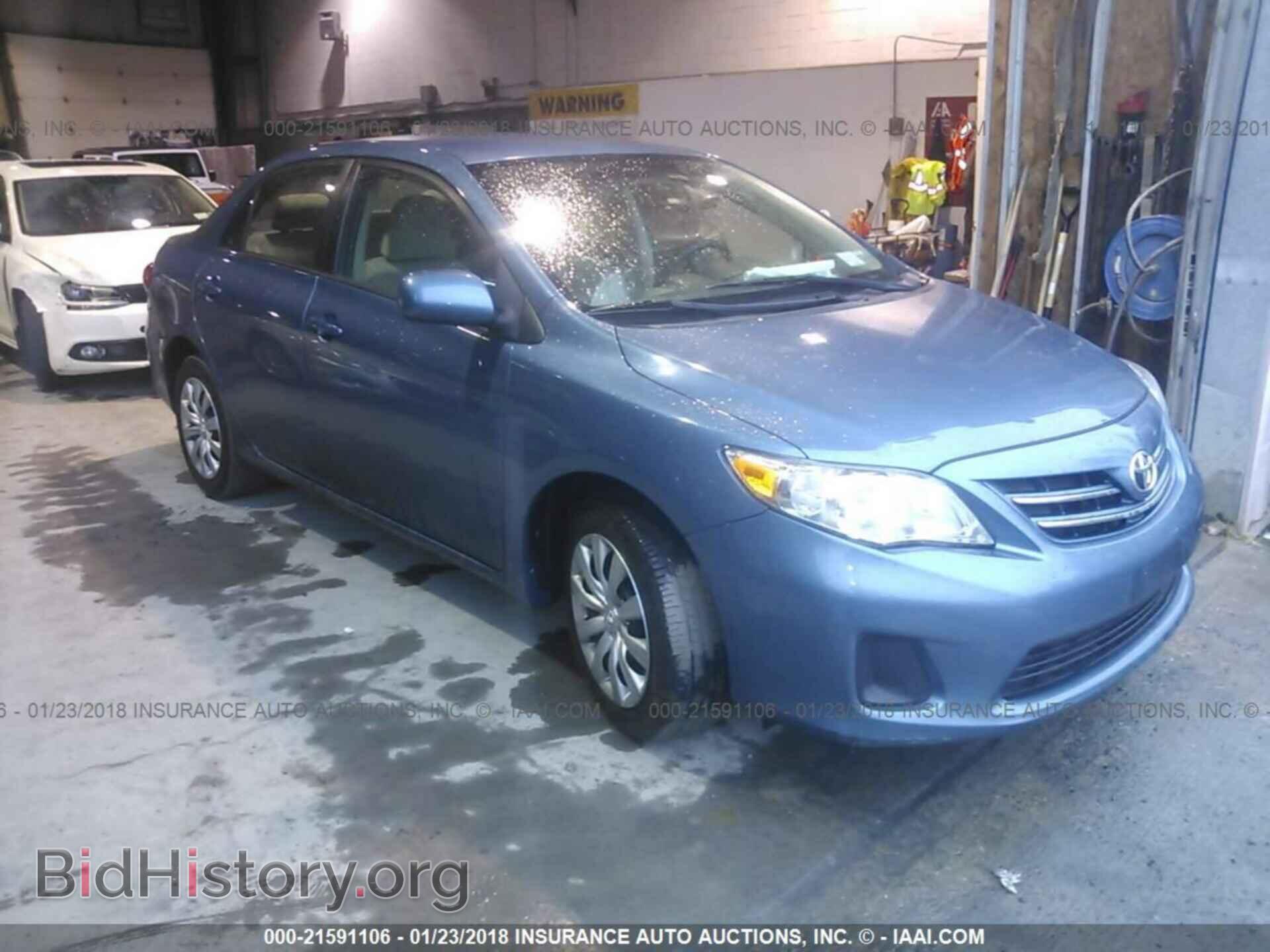 Photo 5YFBU4EE0DP134737 - Toyota Corolla 2013