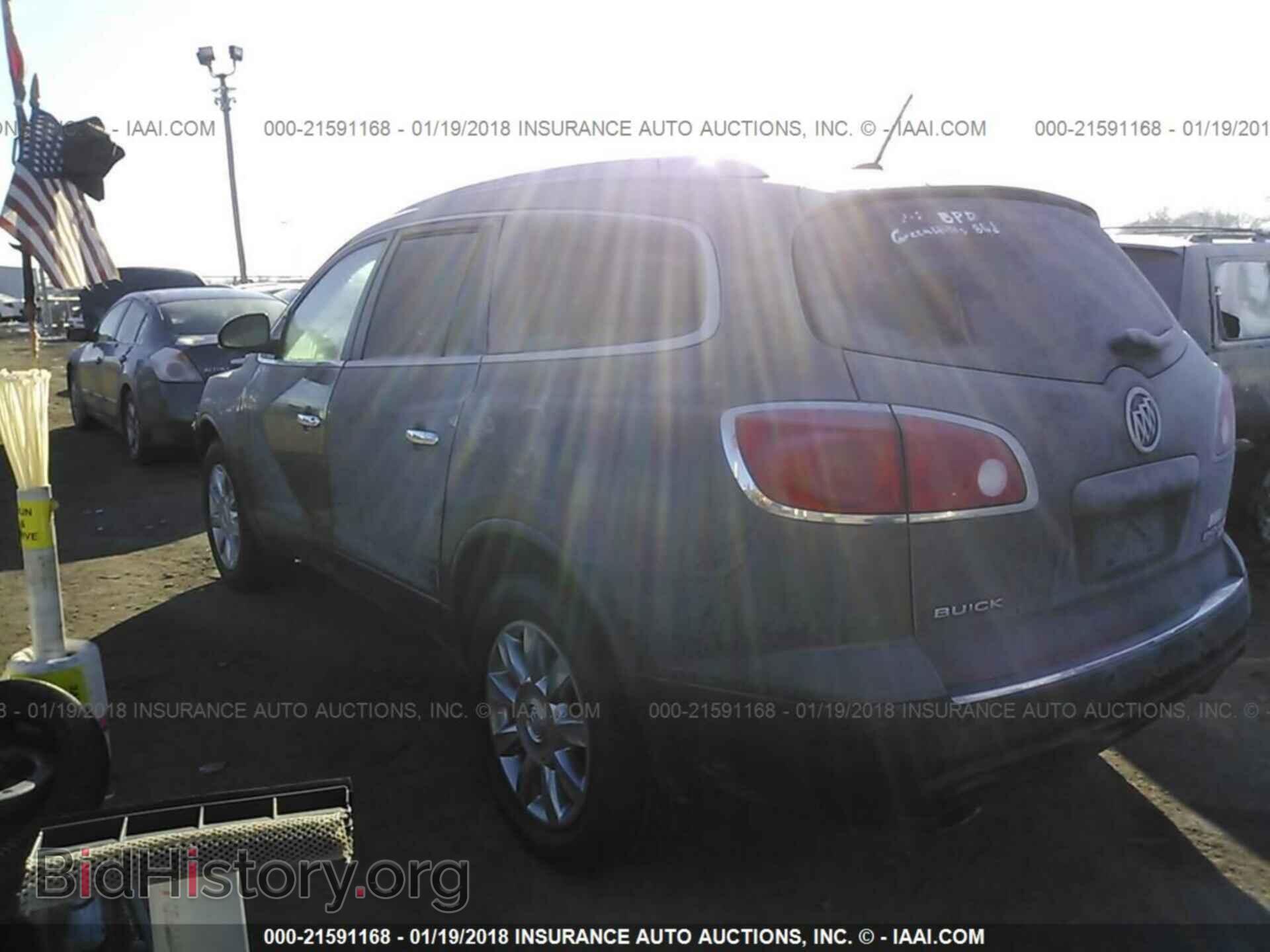 2011 Buick Enclave - VIN: 5GAKRBED7BJ321411 - Фото 3