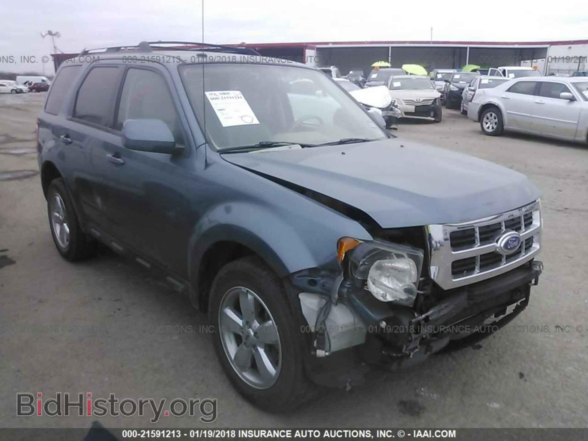 Photo 1FMCU0EG4BKB97586 - Ford Escape 2011