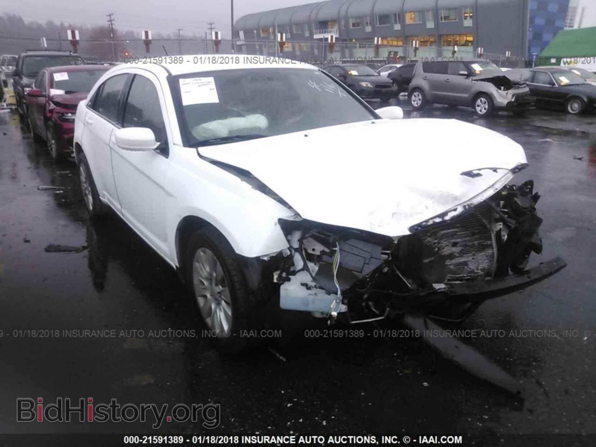 Photo 1C3CCBAB2DN691254 - Chrysler 200 2013