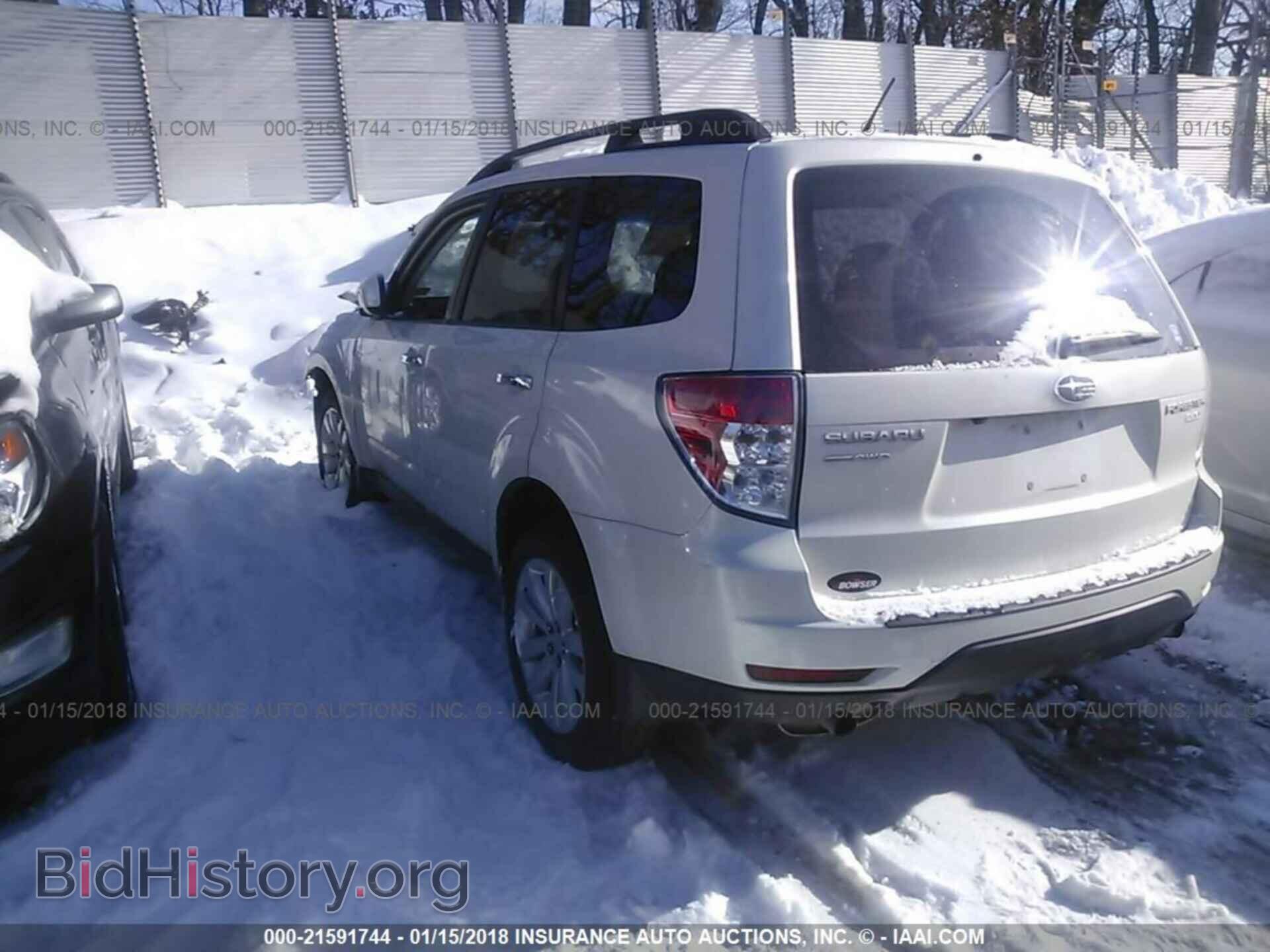 2013 Subaru Forester - VIN: JF2SHADC2DH400825 - Фото 3