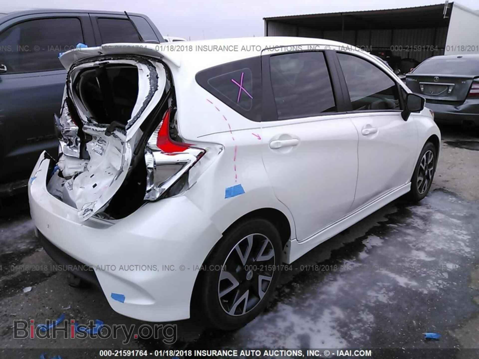 2015 Nissan Versa note - VIN: 3N1CE2CP6FL435087 - Фото 4