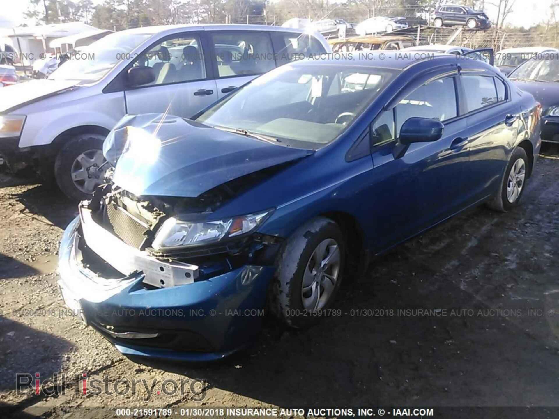 2014 Honda Civic - VIN: 19XFB2F57EE002281 - Фото 2