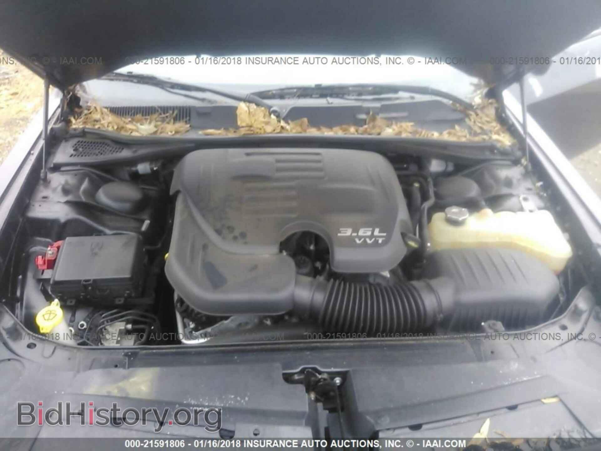 2016 Dodge Challenger - VIN: 2C3CDZAG1GH107411 - Photo 10