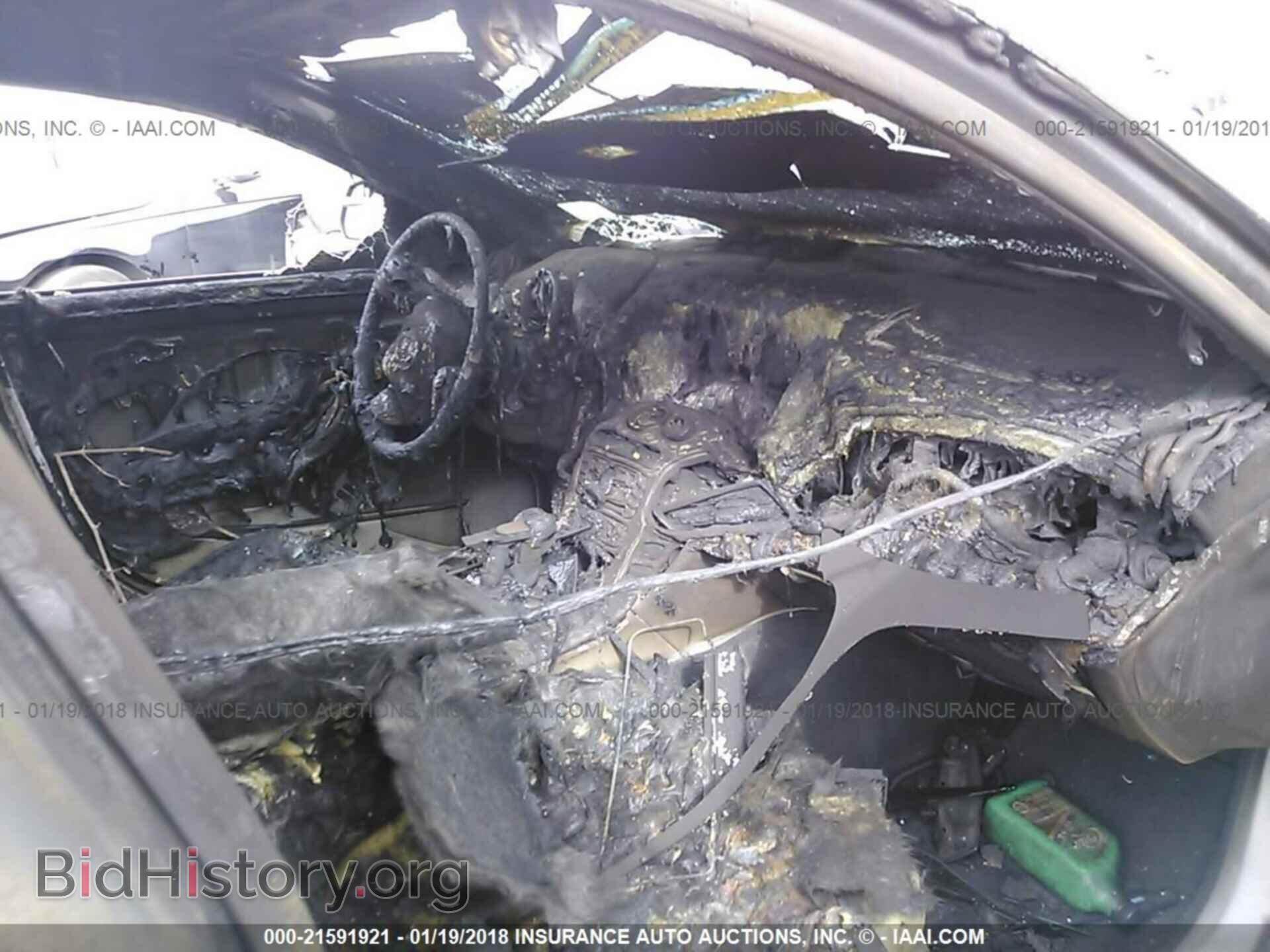 2012 Cadillac Cts - VIN: 1G6DA5E59C0140586 - Фото 5