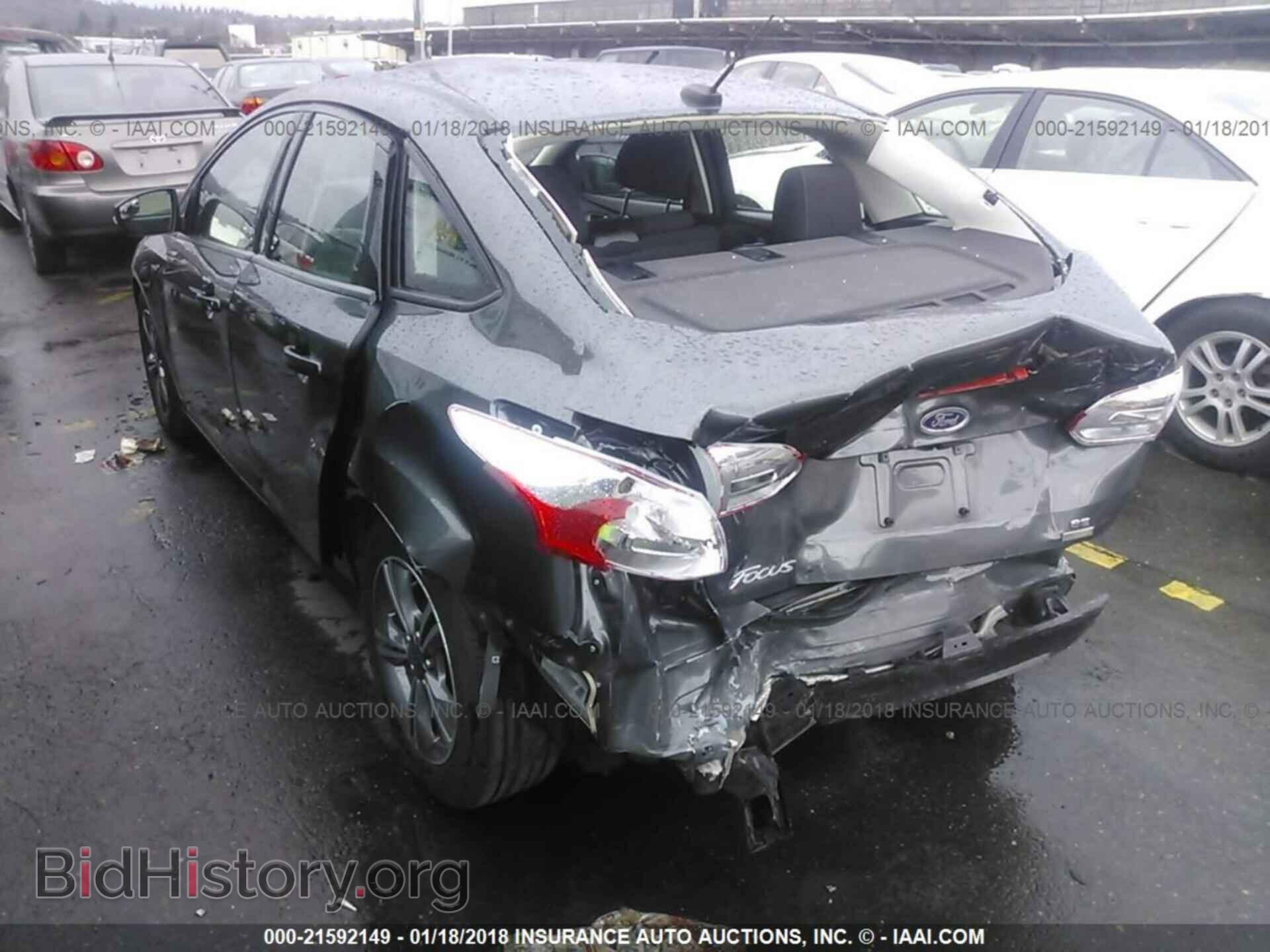 2017 Ford Focus - VIN: 1FADP3FE5HL277910 - Фото 3