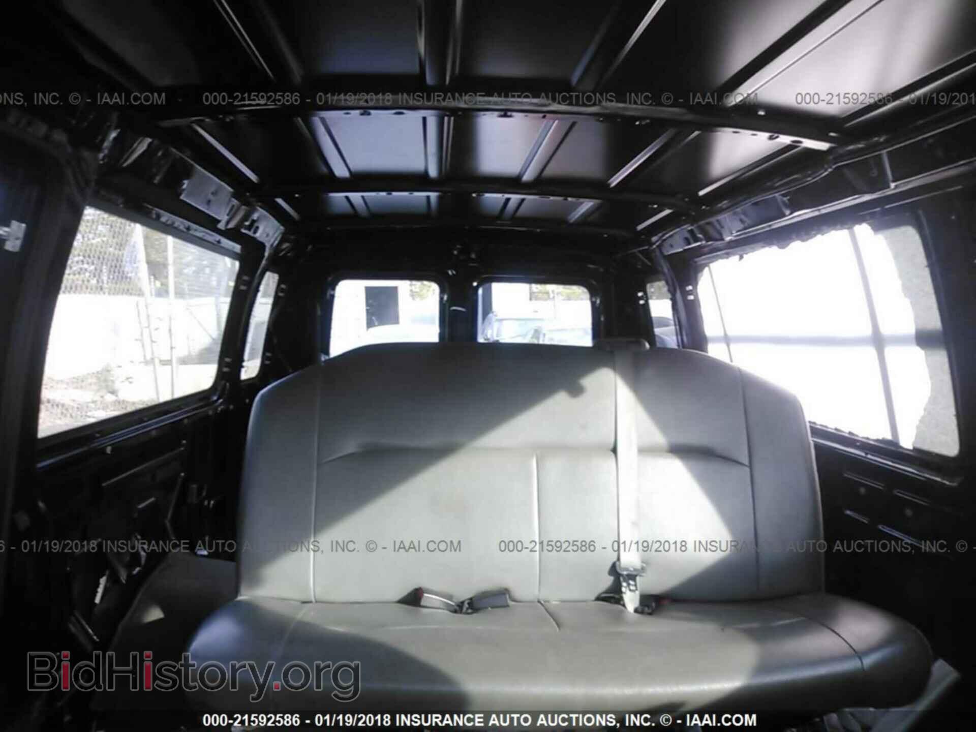 2011 Ford Econoline - VIN: 1FBSS3BL0BDB18710 - Фото 8