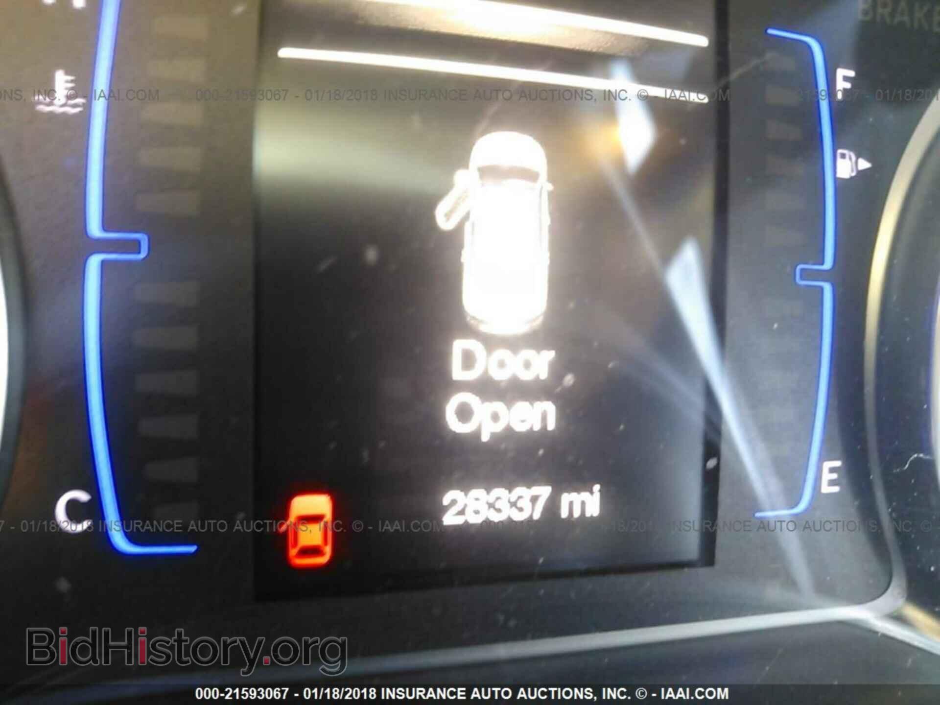 2015 Chrysler 200 - VIN: 1C3CCCAB0FN539594 - Photo 7