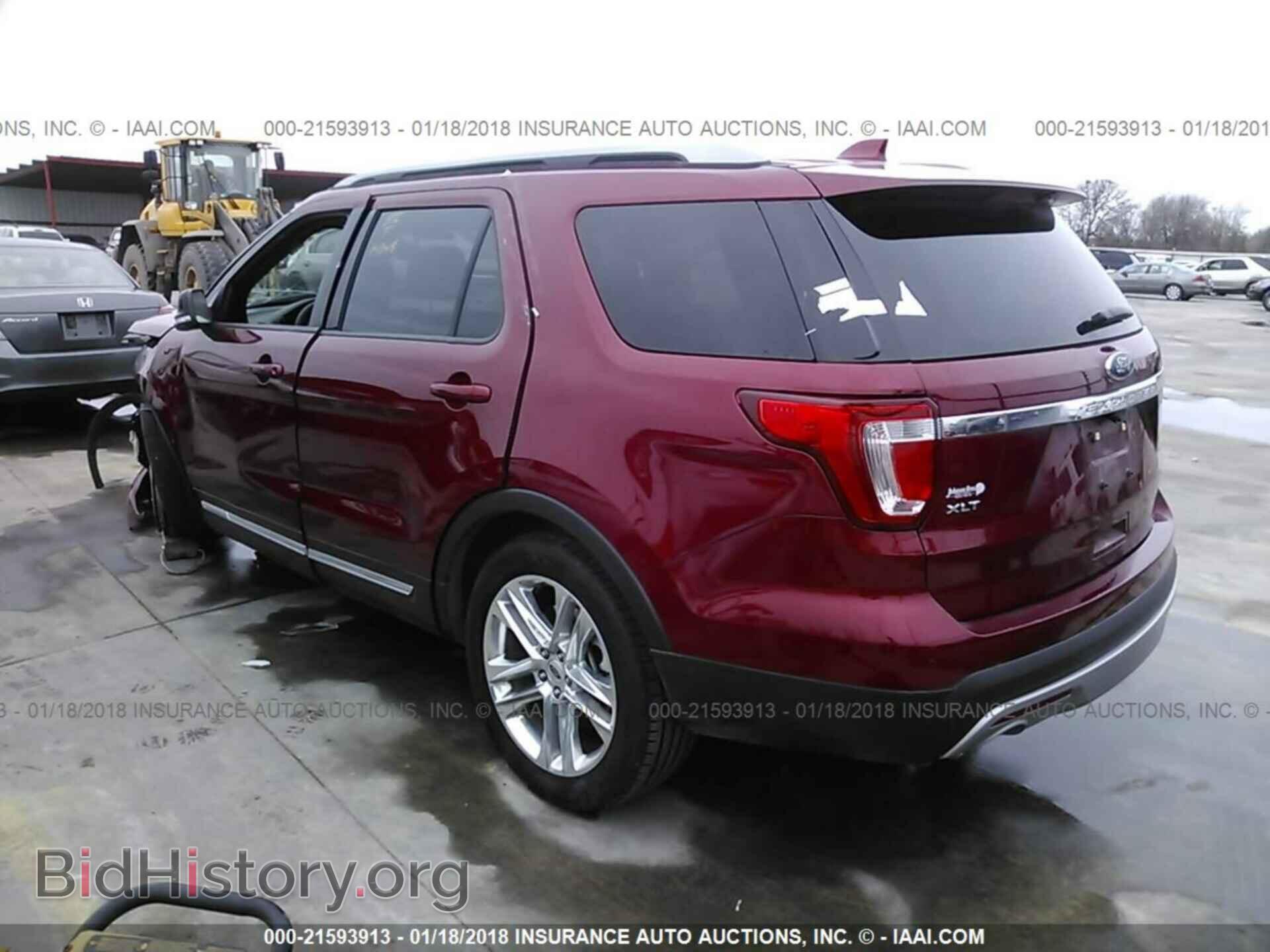 2017 Ford Explorer - VIN: 1FM5K7D86HGC31413 - Photo 3