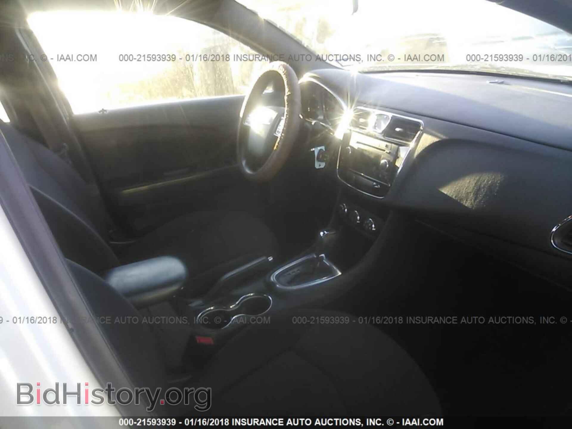 2012 Chrysler 200 - VIN: 1C3CCBAB1CN138643 - Фото 5