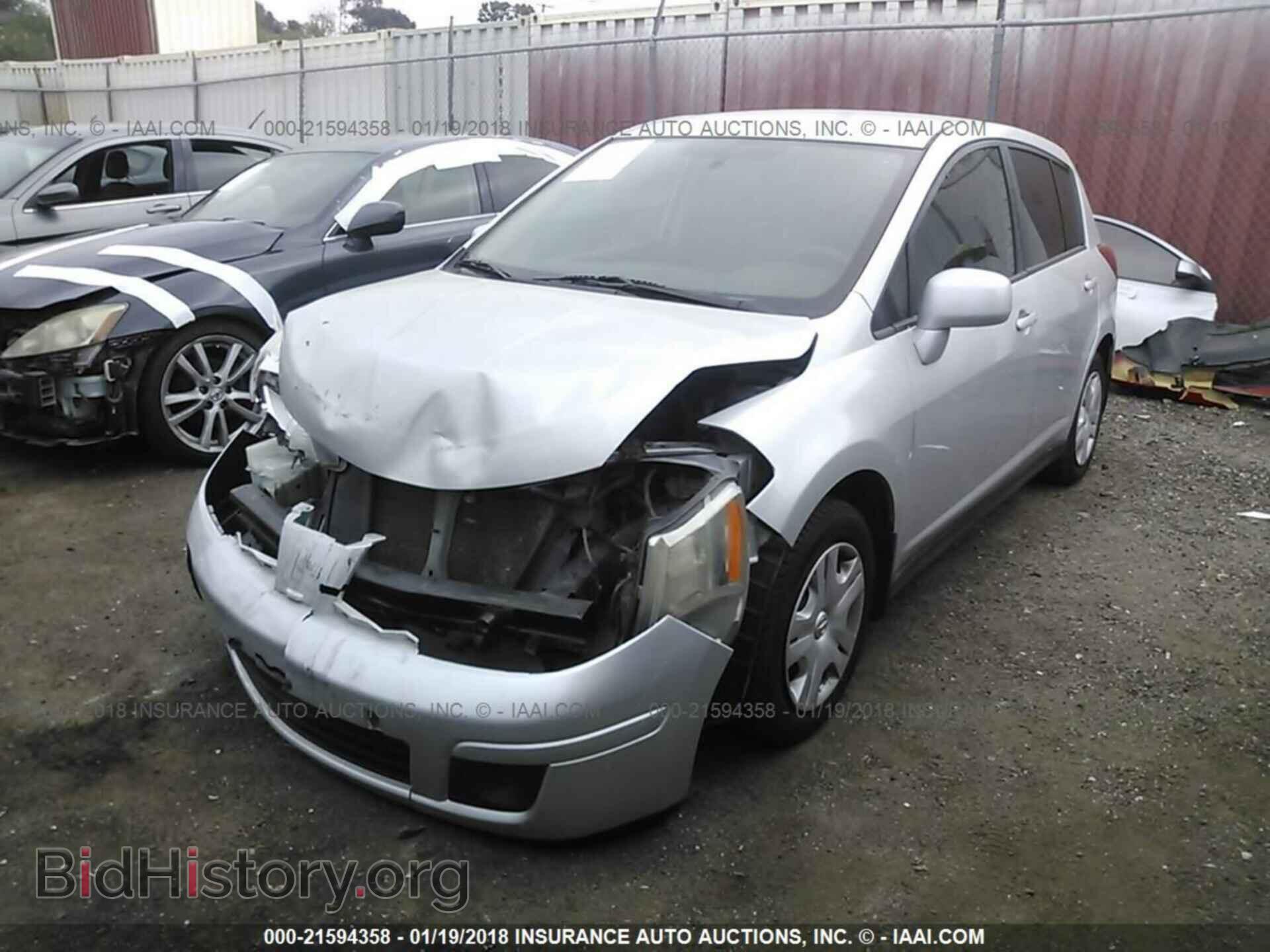 2011 Nissan Versa - VIN: 3N1BC1CP8BL515156 - Фото 2