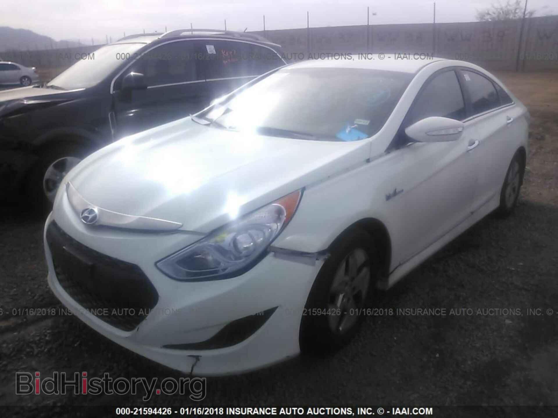2012 Hyundai Sonata - VIN: KMHEC4A41CA022184 - Фото 2