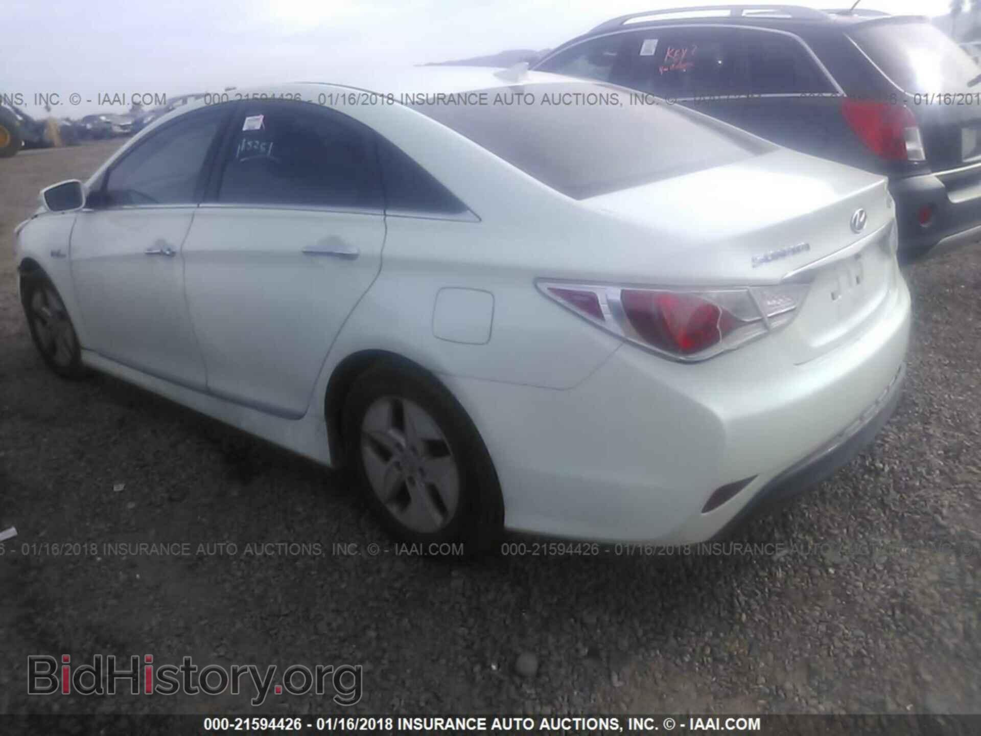 2012 Hyundai Sonata - VIN: KMHEC4A41CA022184 - Фото 3
