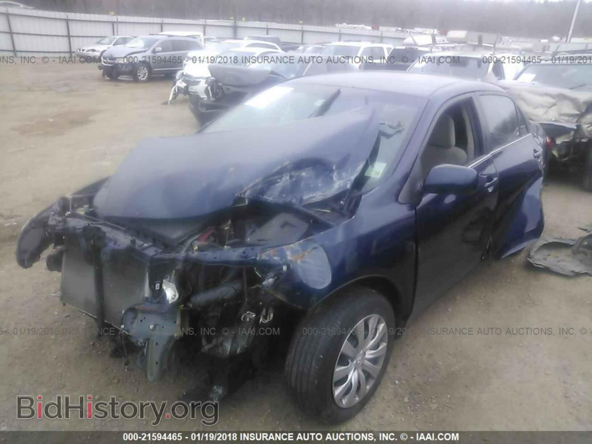 2013 Toyota Corolla - VIN: 5YFBU4EE3DP163813 - Photo 2