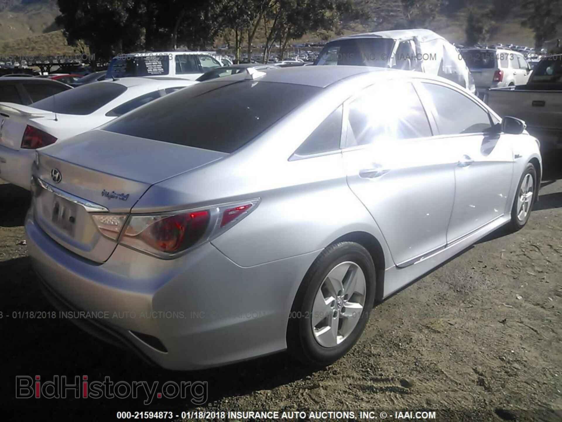 2012 Hyundai Sonata - VIN: KMHEC4A44CA035088 - Фото 4