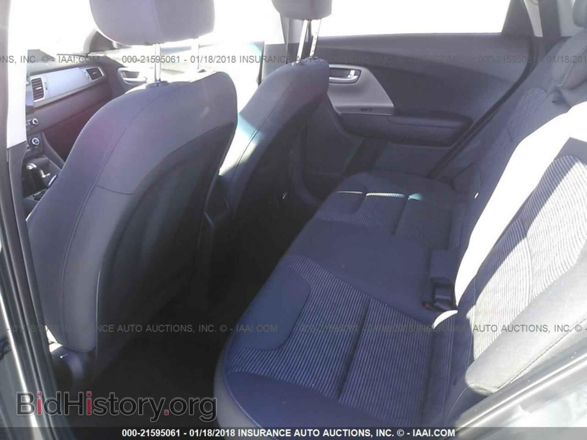 2017 Kia Niro - VIN: KNDCB3LC8H5088793 - Фото 8