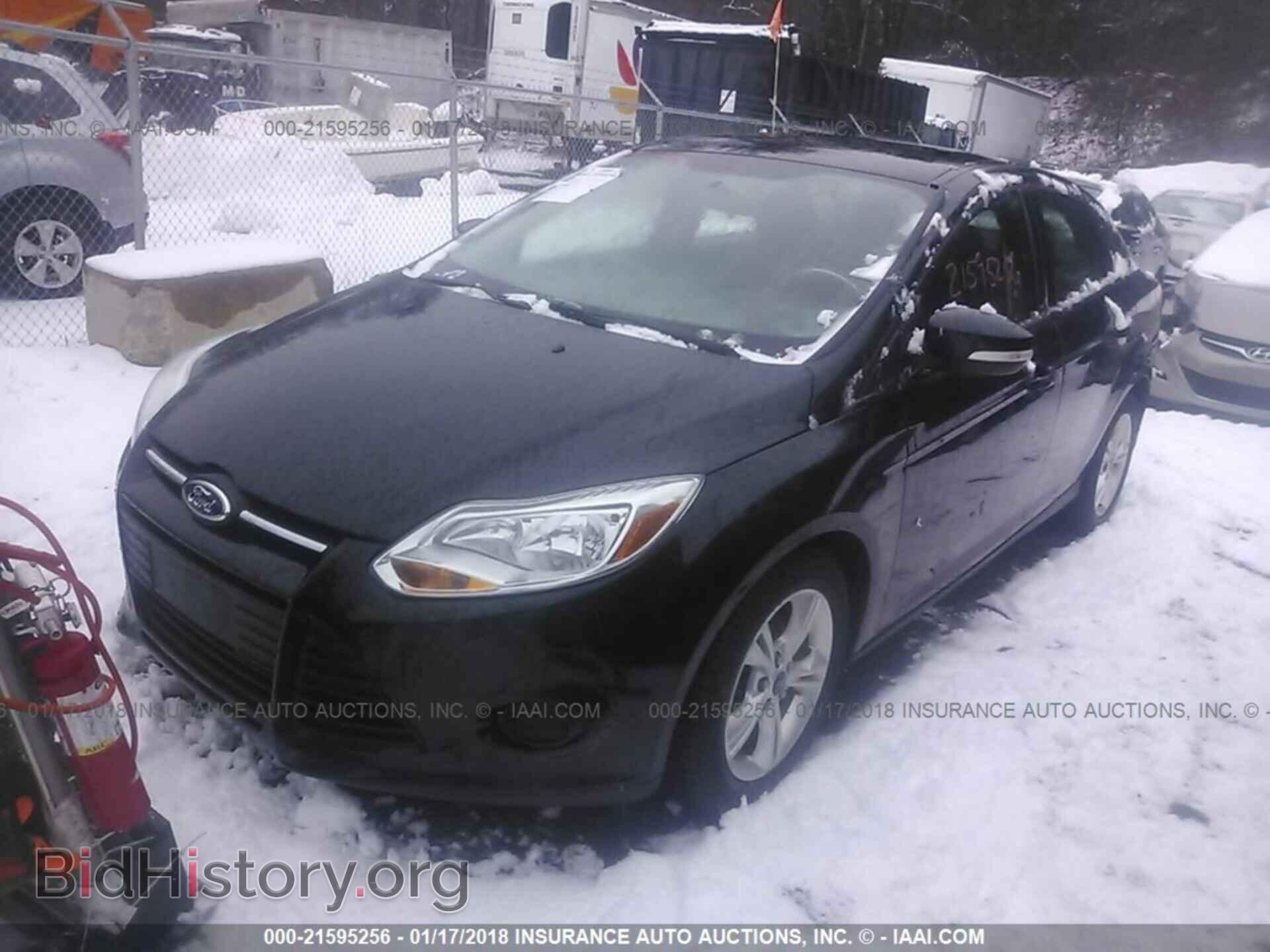 2013 Ford Focus - VIN: 1FADP3F2XDL215466 - Photo 2