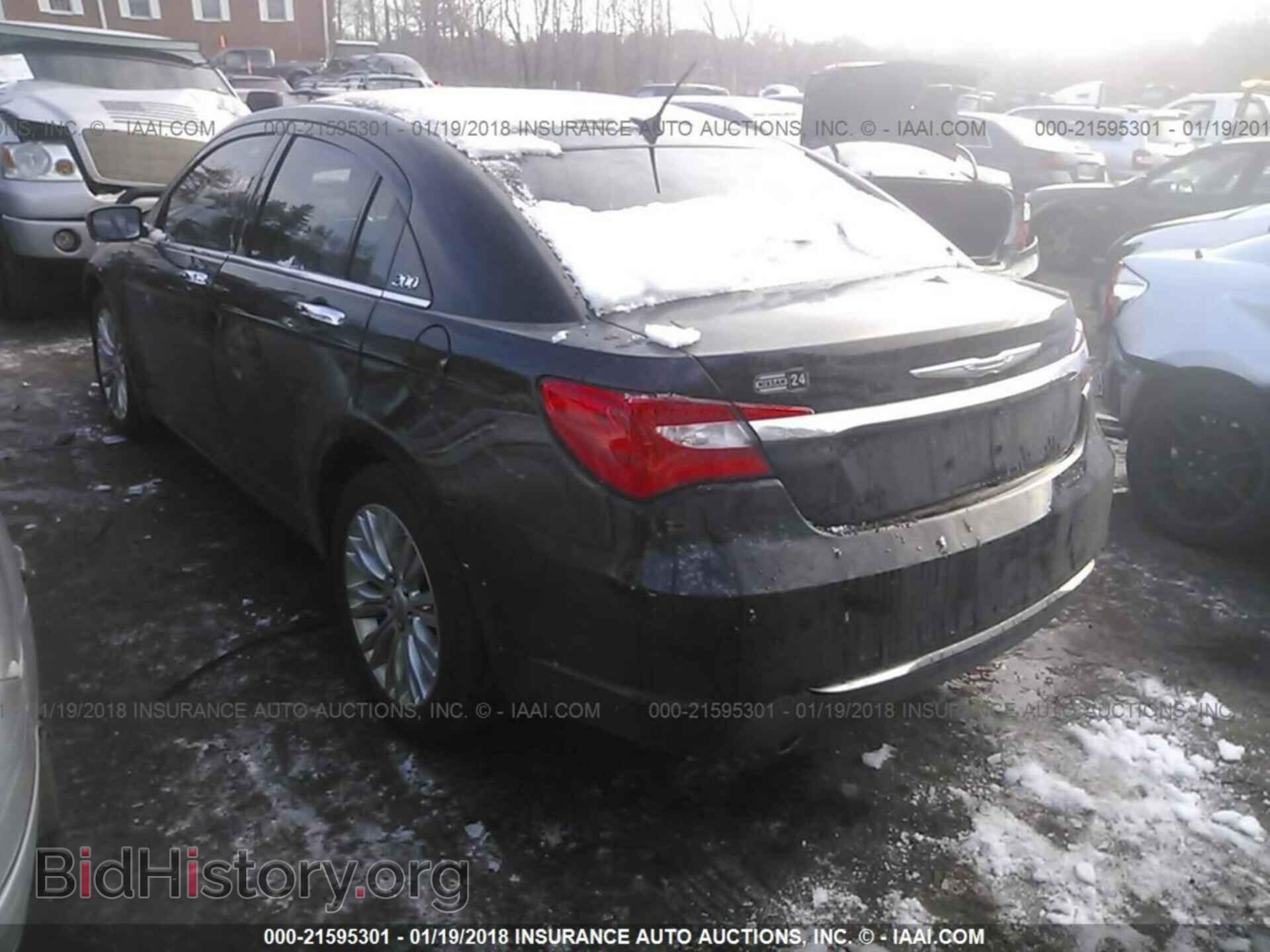 2013 Chrysler 200 - VIN: 1C3CCBCG0DN738127 - Фото 3