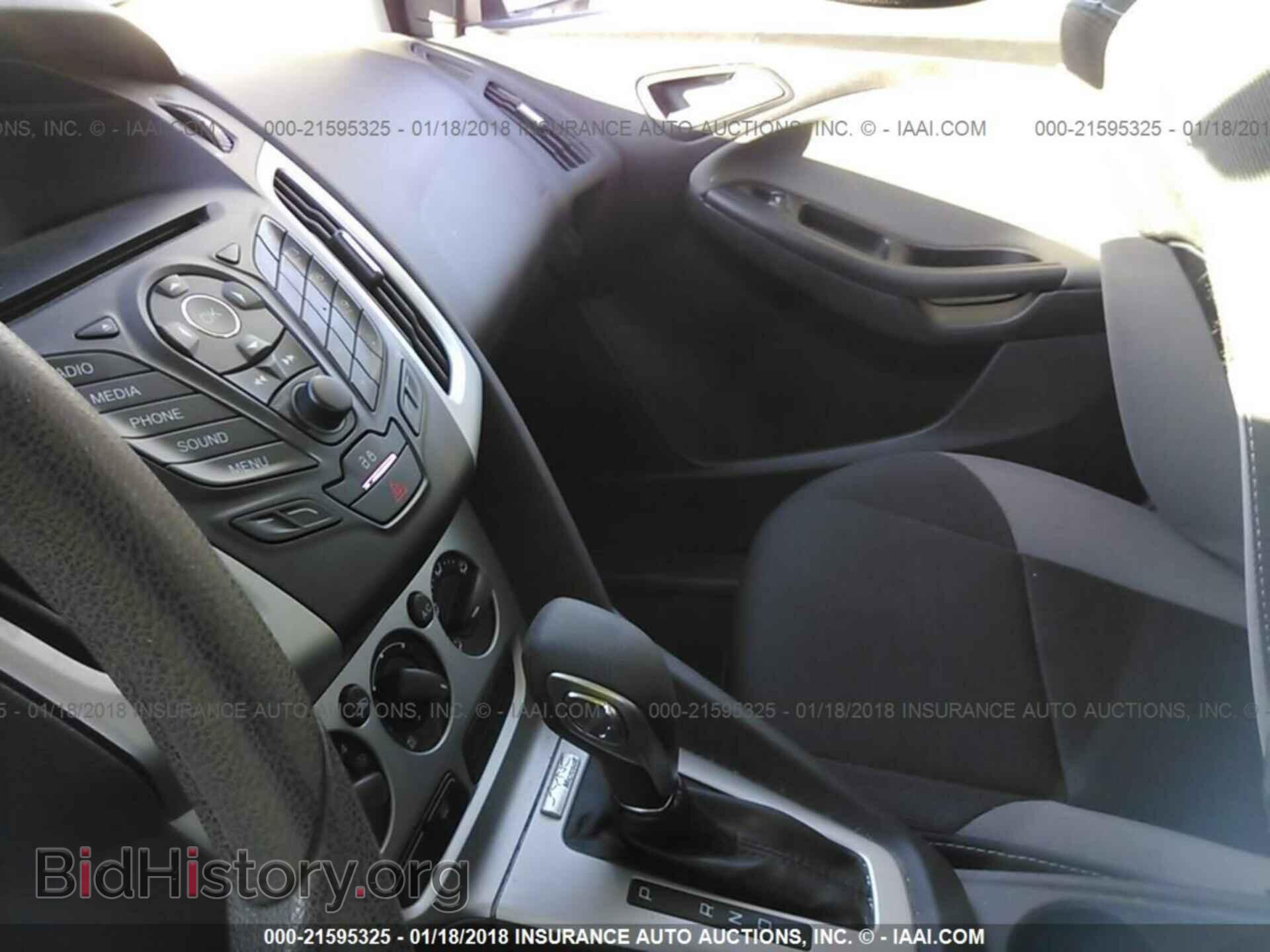 2014 Ford Focus - VIN: 1FADP3F25EL460757 - Photo 5