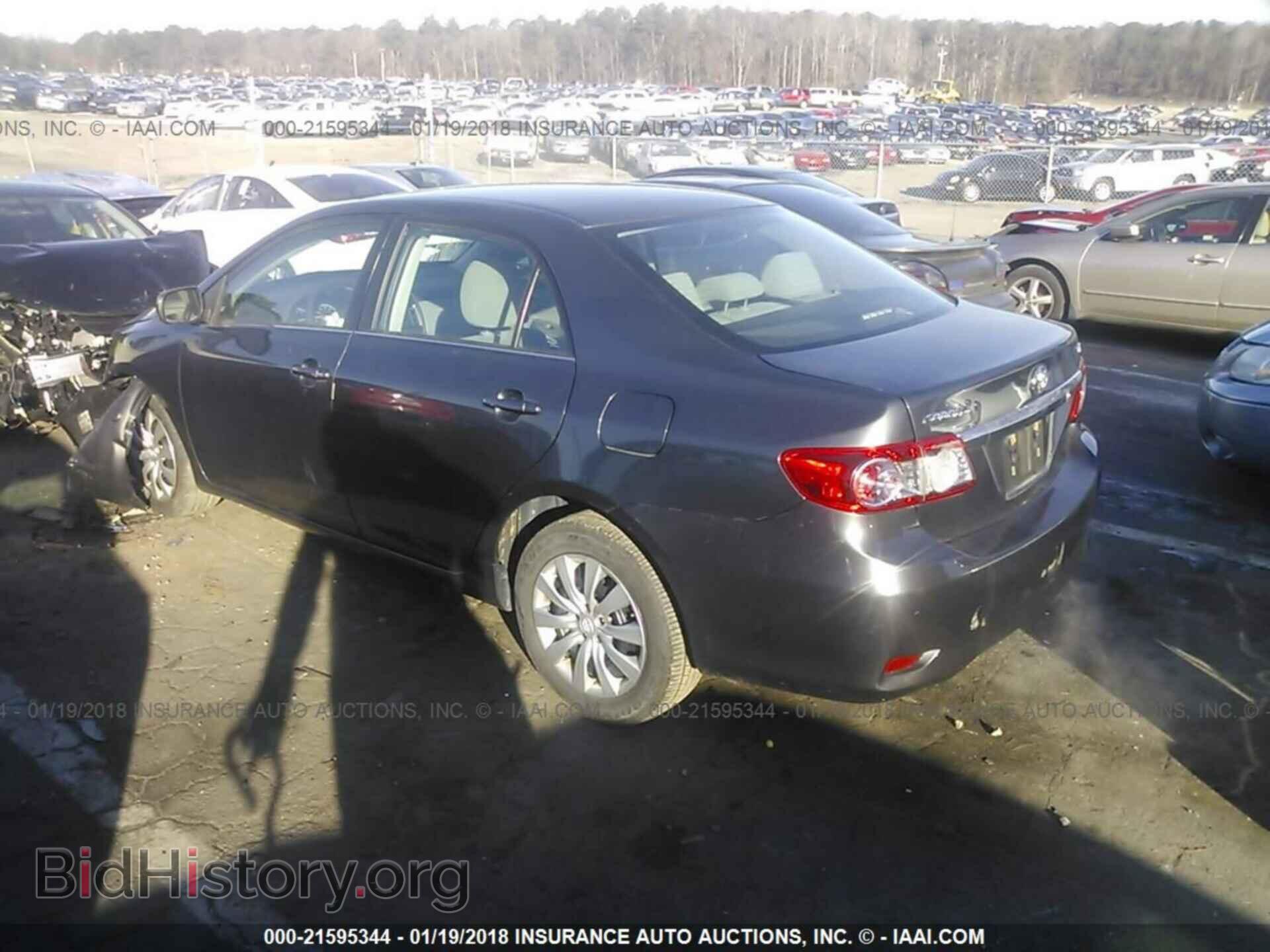 2013 Toyota Corolla - VIN: 2T1BU4EE5DC044287 - Фото 3