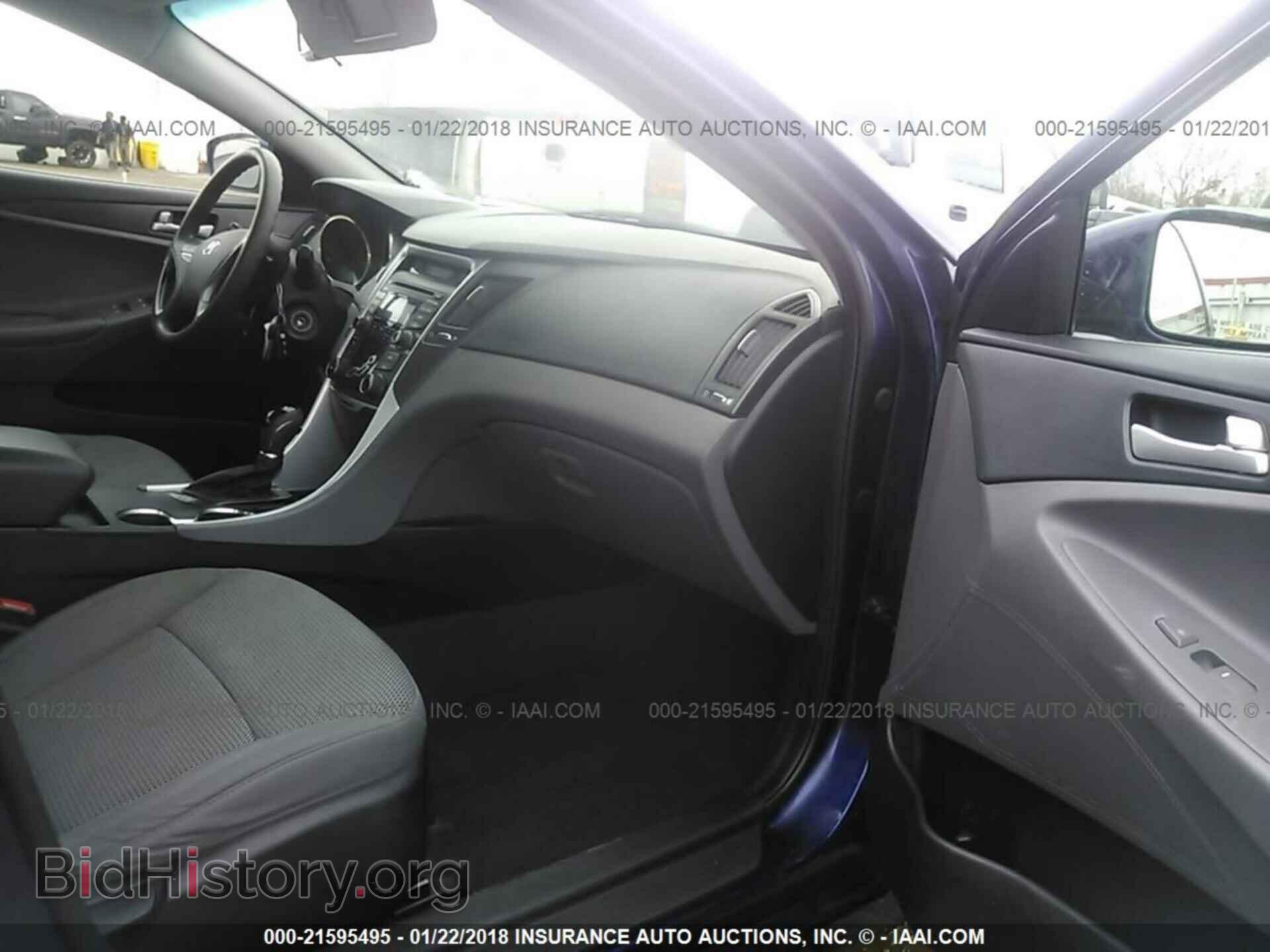 2012 Hyundai Sonata - VIN: 5NPEB4AC3CH430077 - Фото 5
