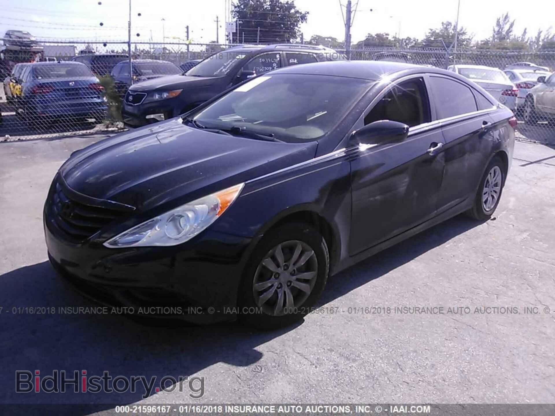 2012 Hyundai Sonata - VIN: 5NPEB4AC3CH320078 - Фото 2