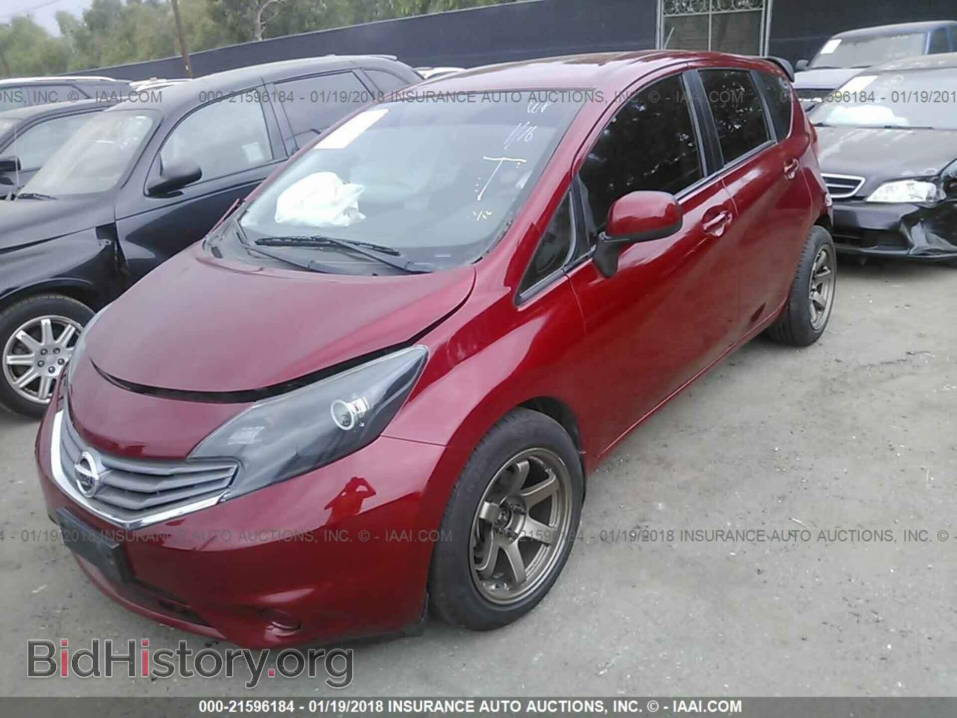 2014 Nissan Versa note - VIN: 3N1CE2CP1EL374763 - Фото 2